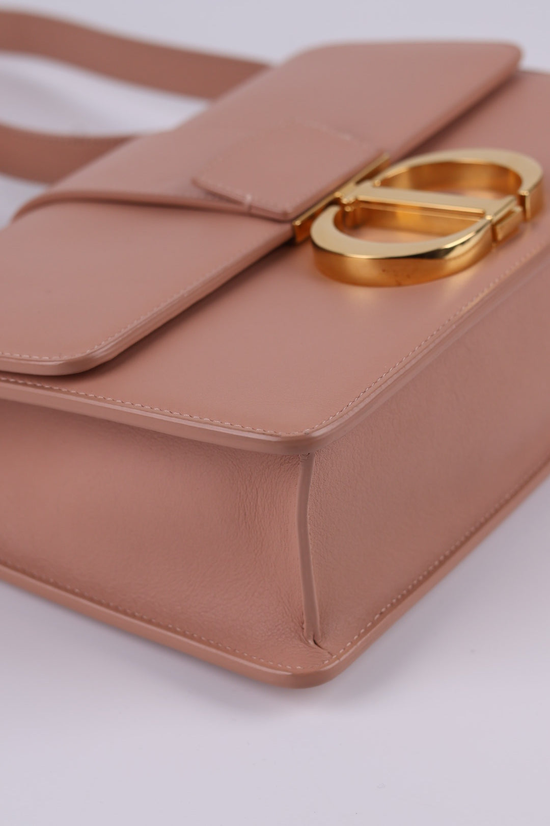 Dior 30 Montaigne in Pelle