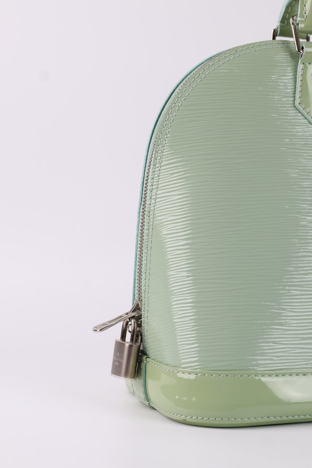 Louis Vuitton Alma Pm Epi Vernis