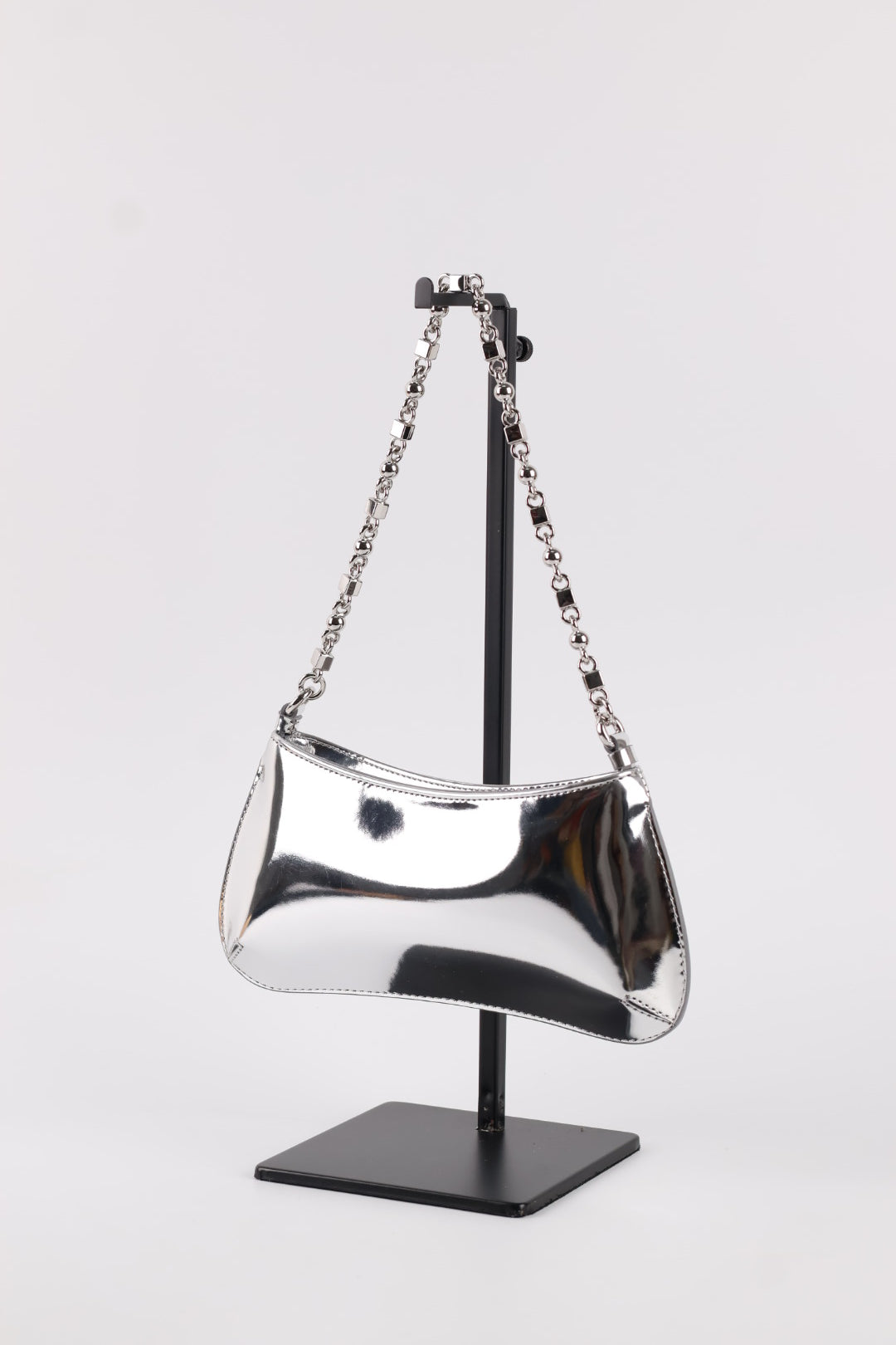 Jacquemus Le Petite Bisou
