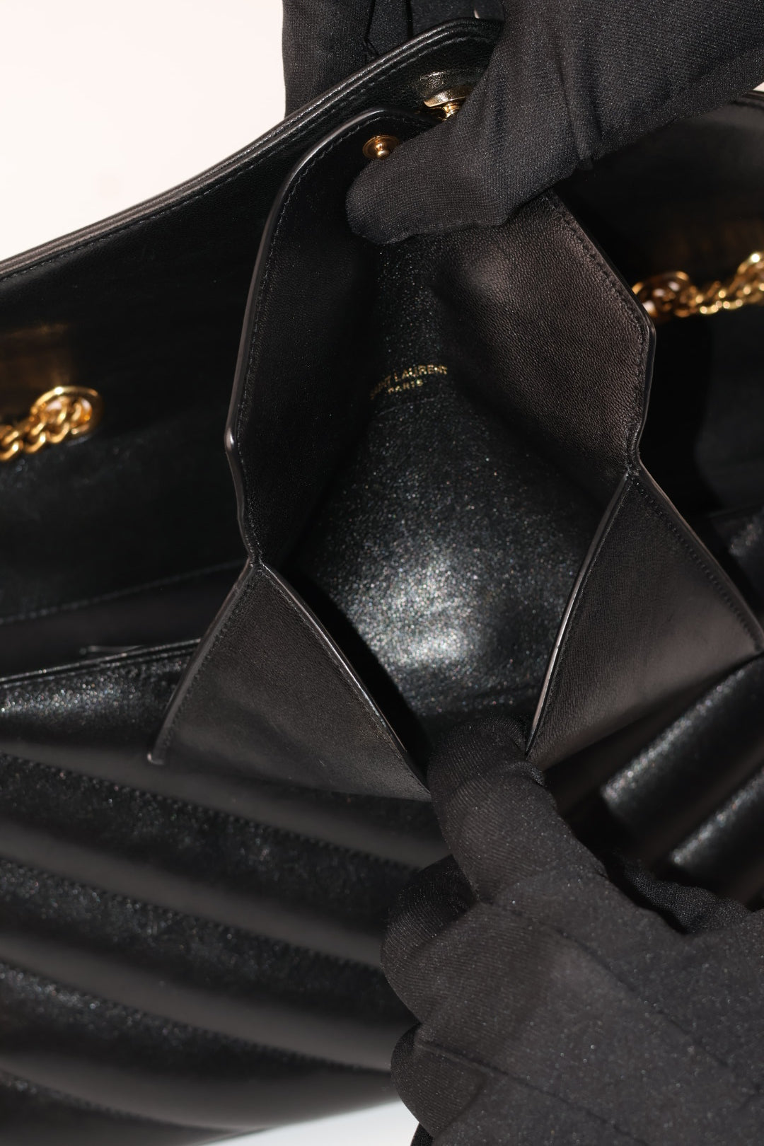 Saint Laurent Lou Lou Media