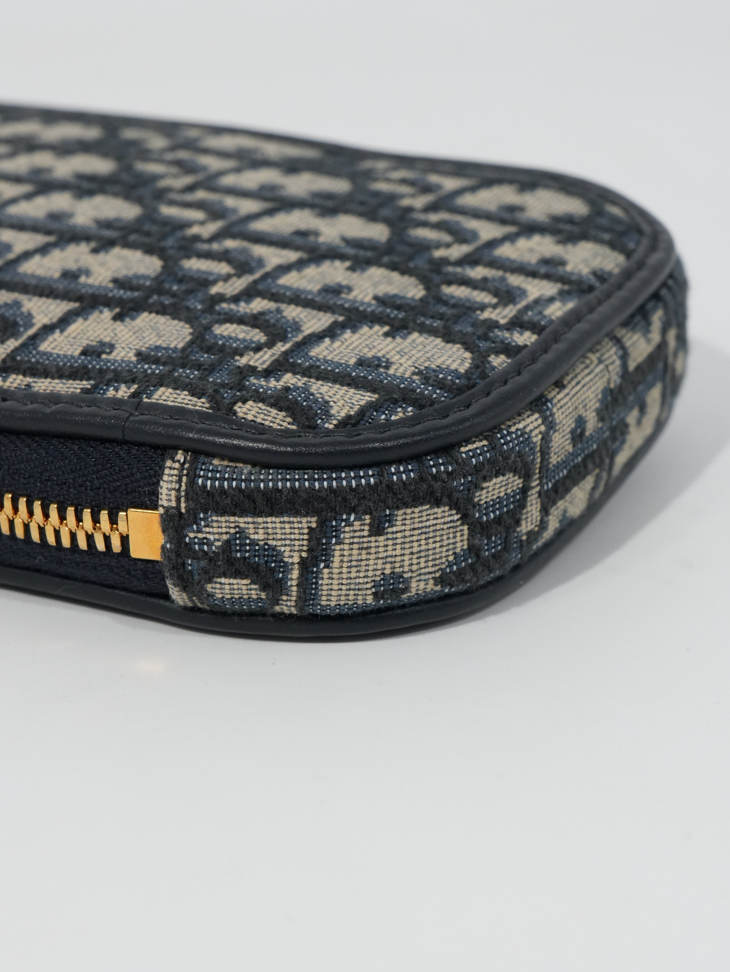 Dior Call’in 30 Montaigne