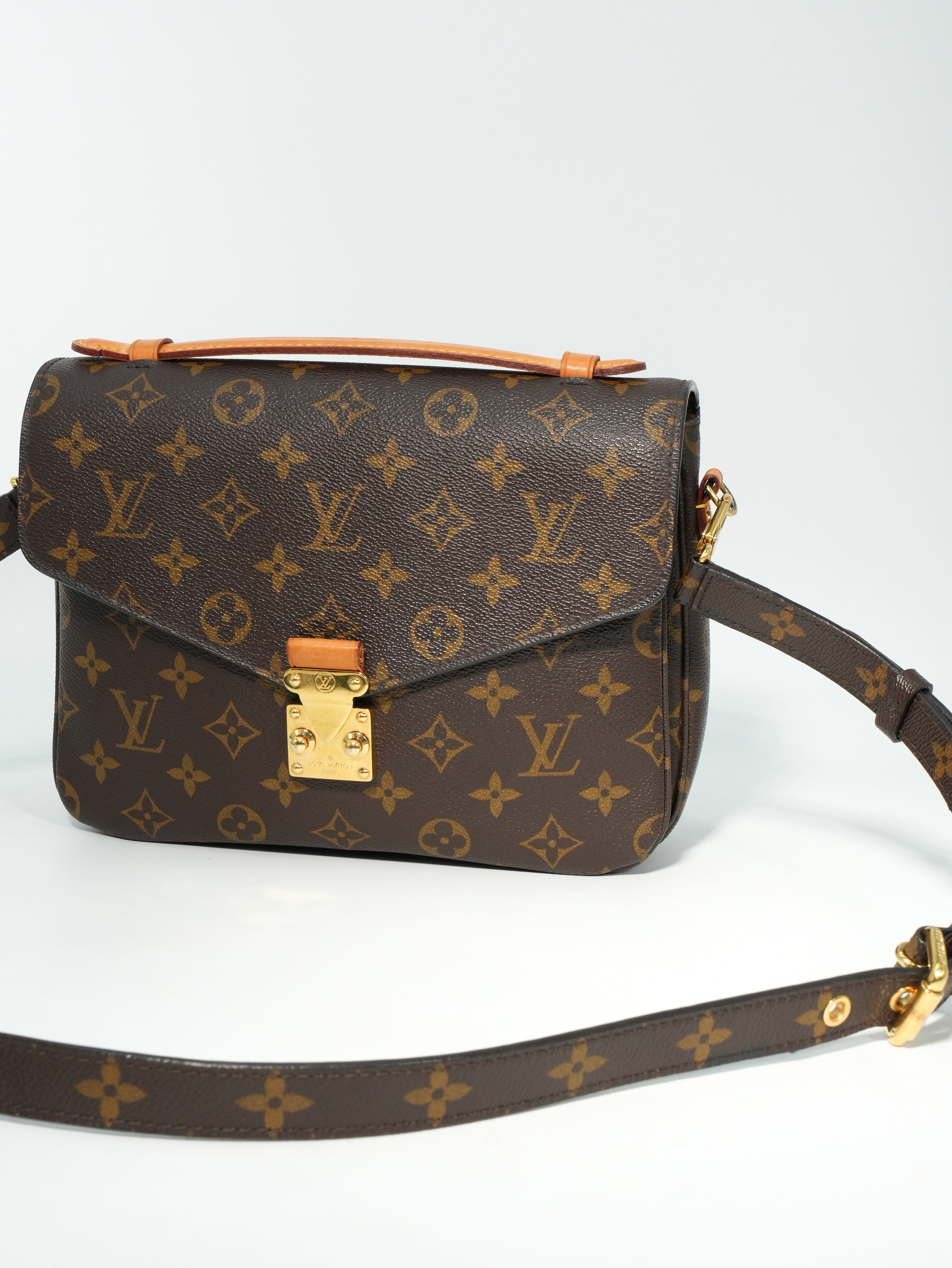 Louis Vuitton Métis Monogram
