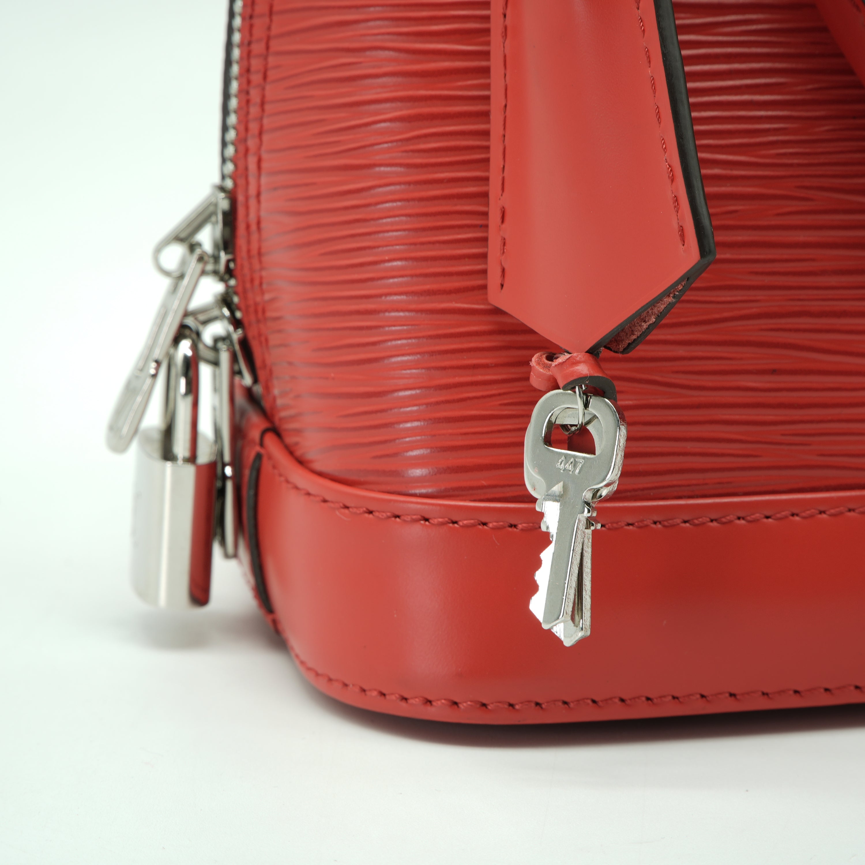Louis Vuitton Alma BB Epi