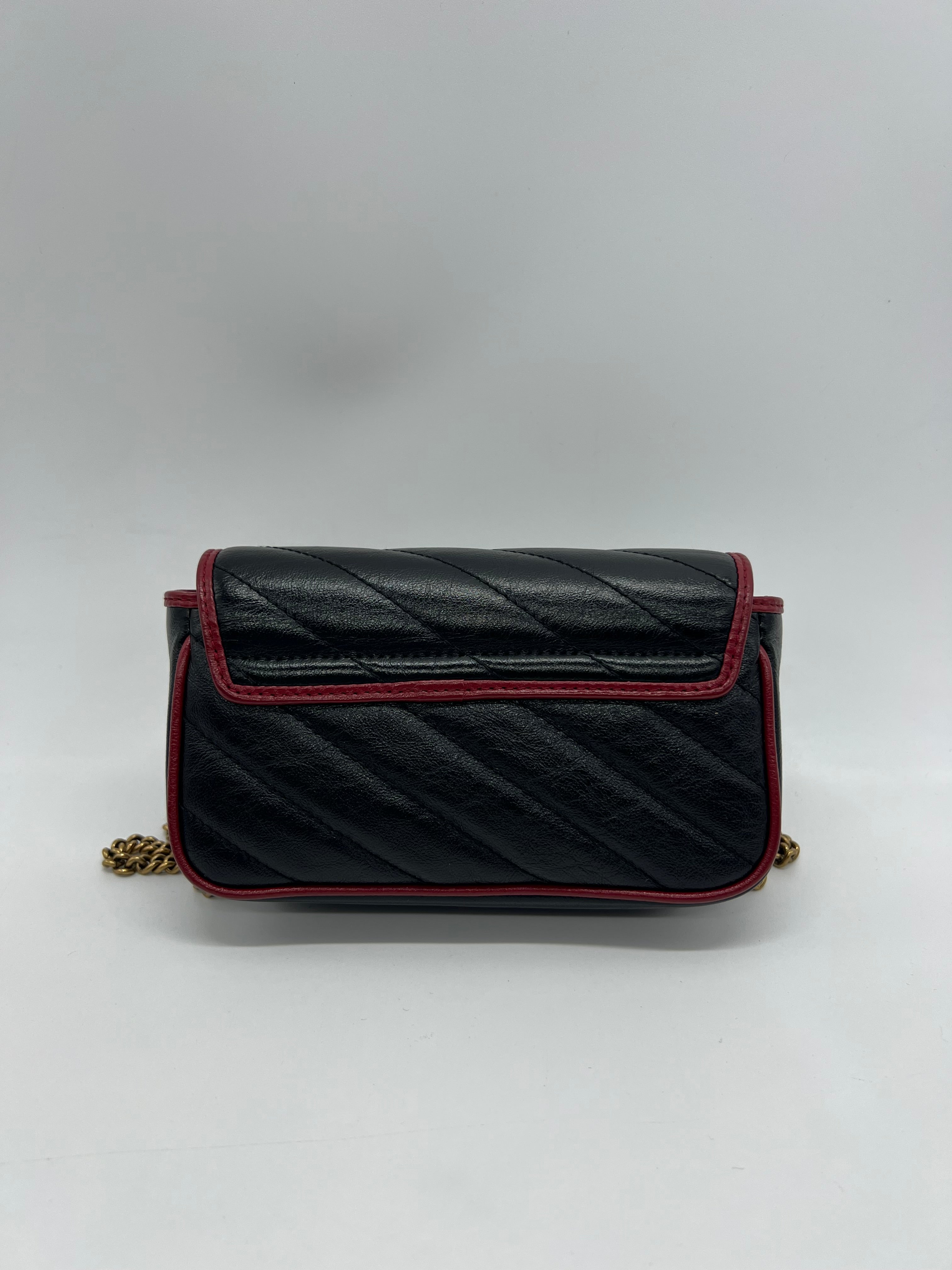 Gucci Super Mini Marmont