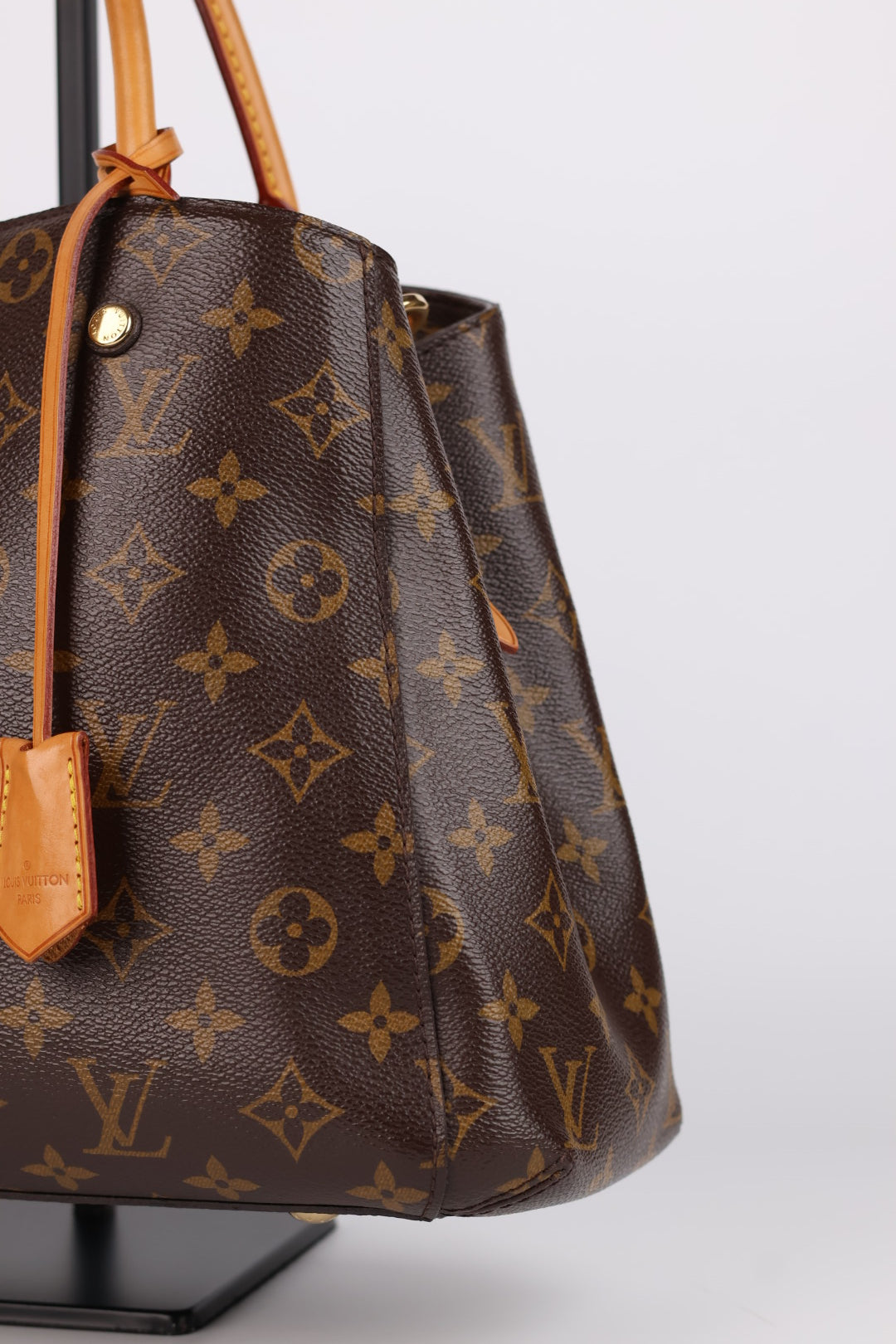 Louis Vuitton Montaigne MM