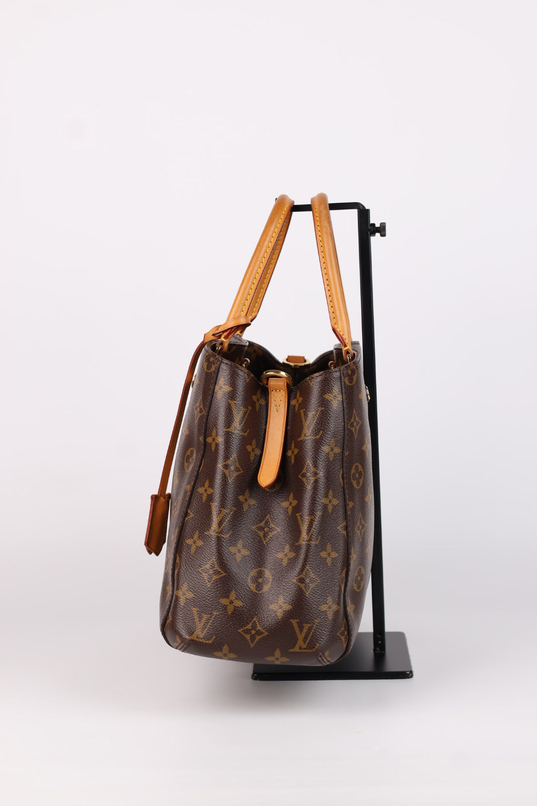 Louis Vuitton Montaigne MM