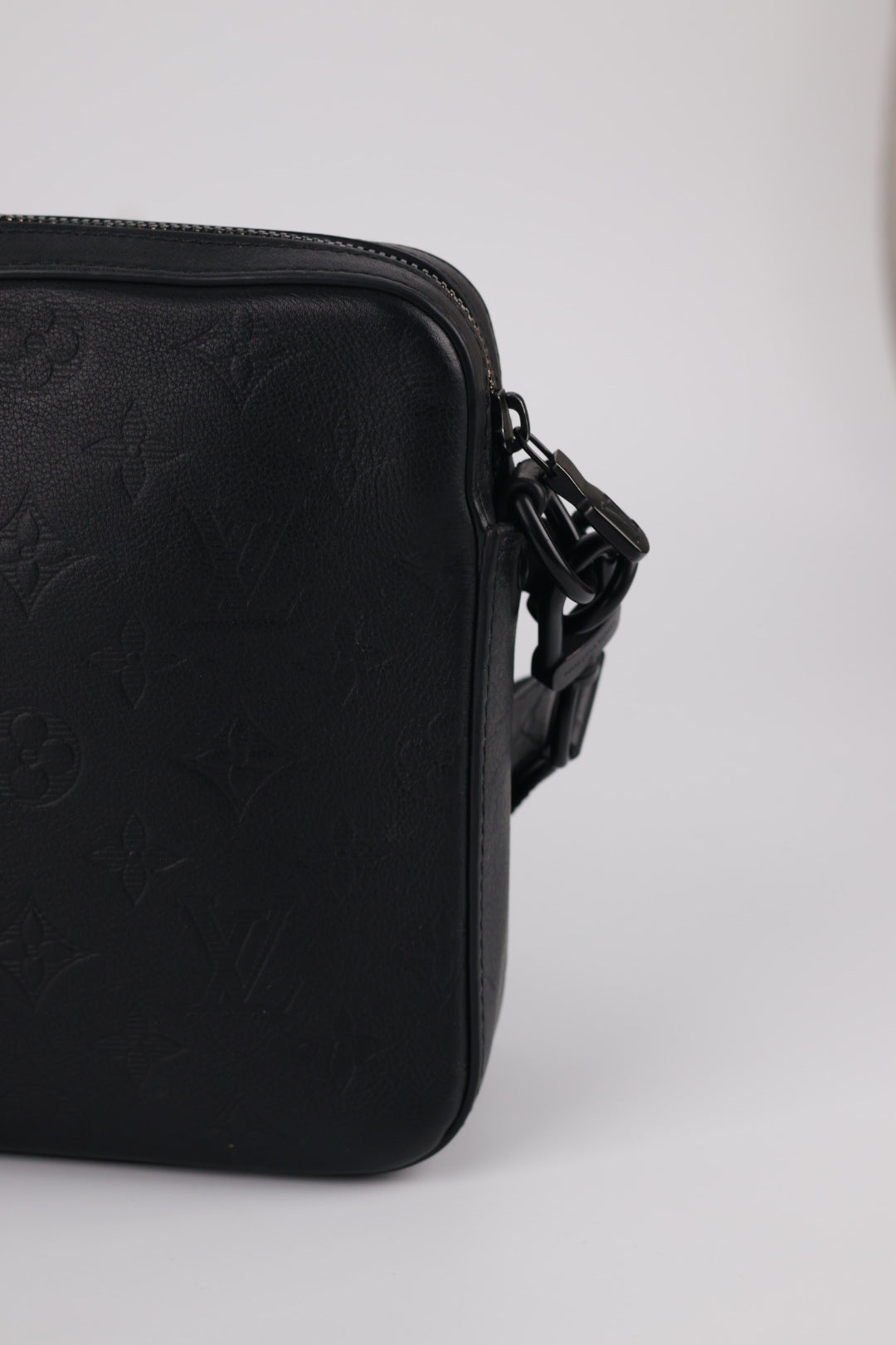 Louis Vuitton Trio Messenger Shadow