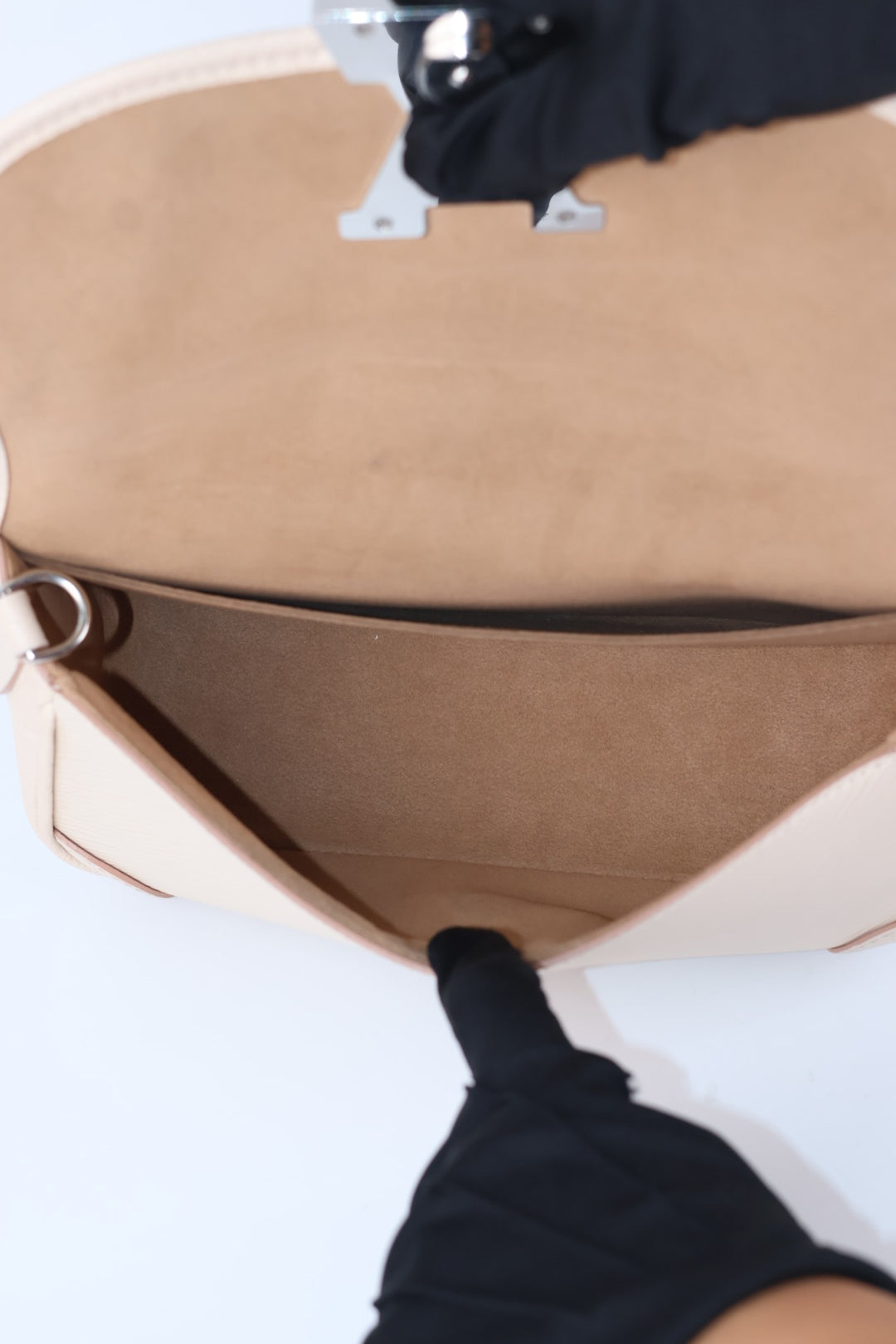 Louis Vuitton Buci Epi
