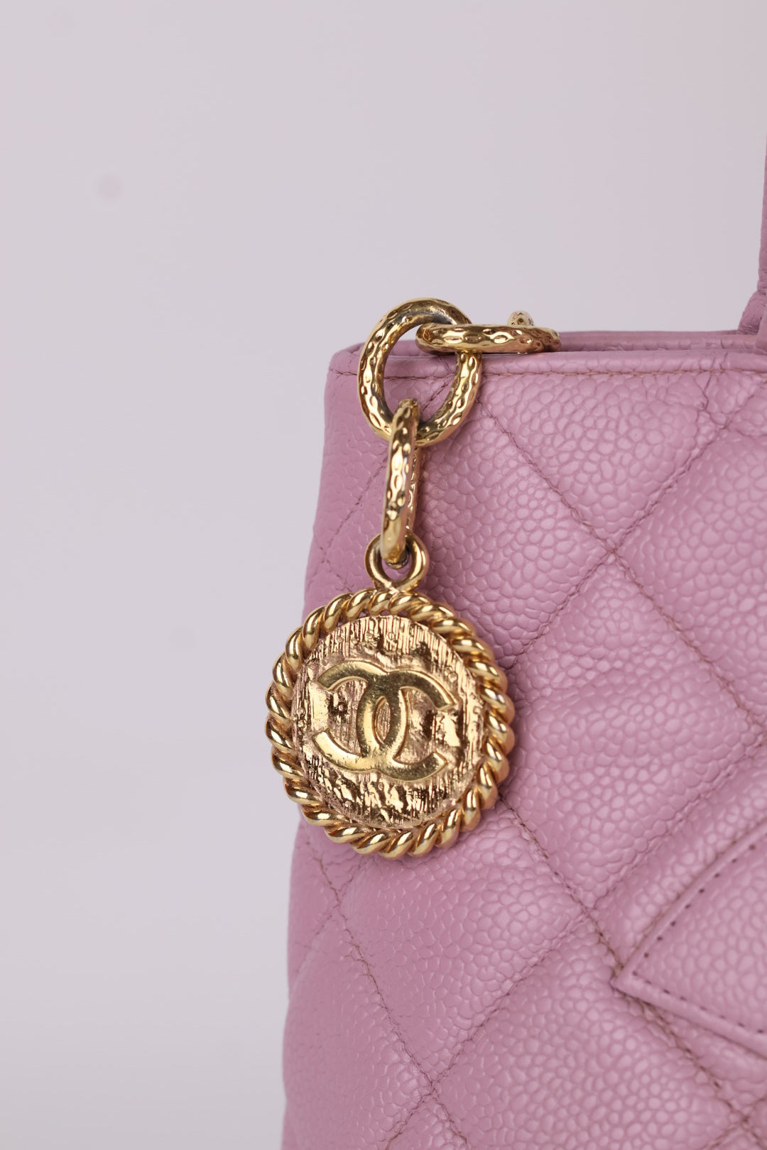 Chanel Medallon Tote Caviar