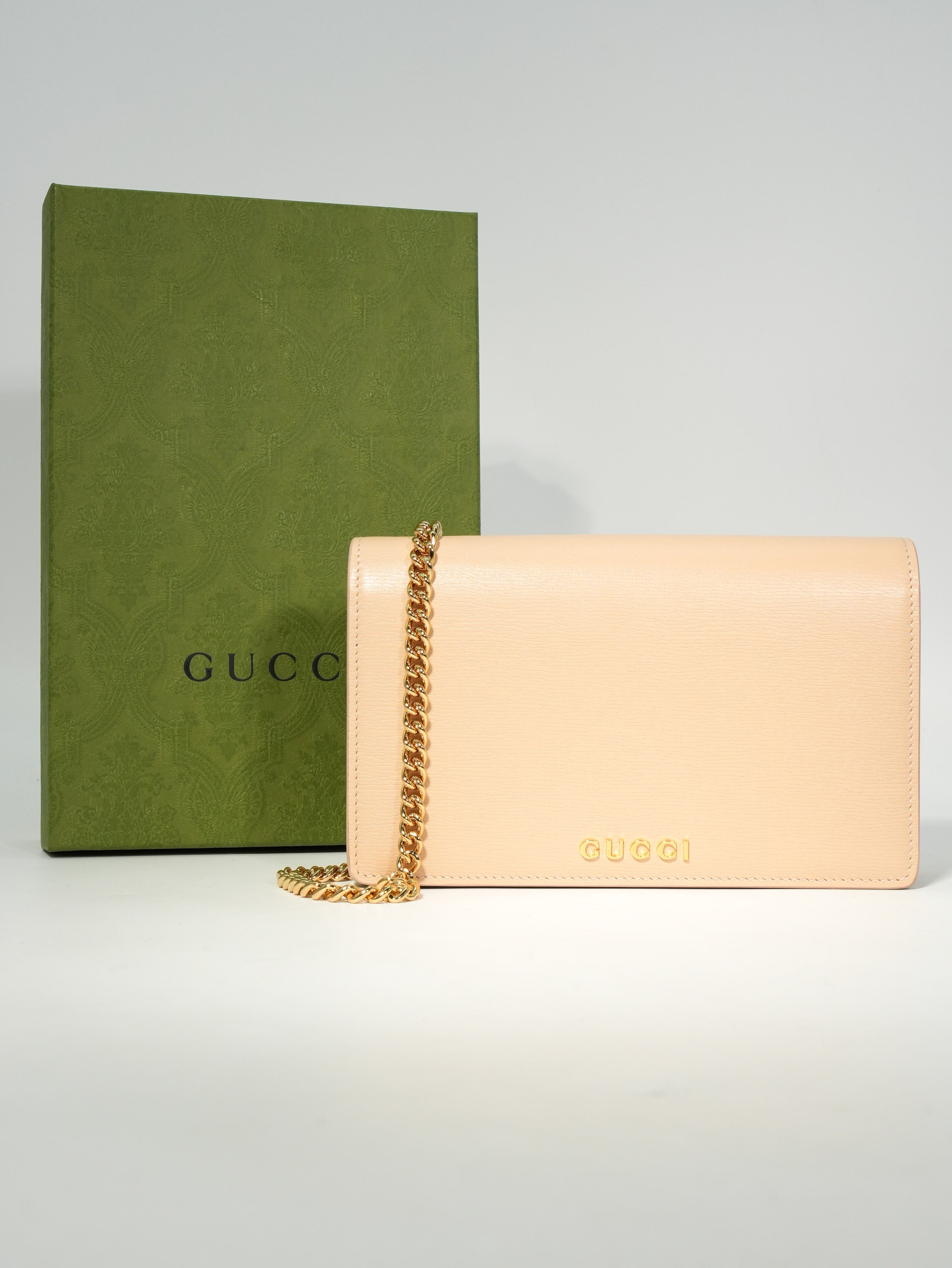 Gucci Woc Lettering