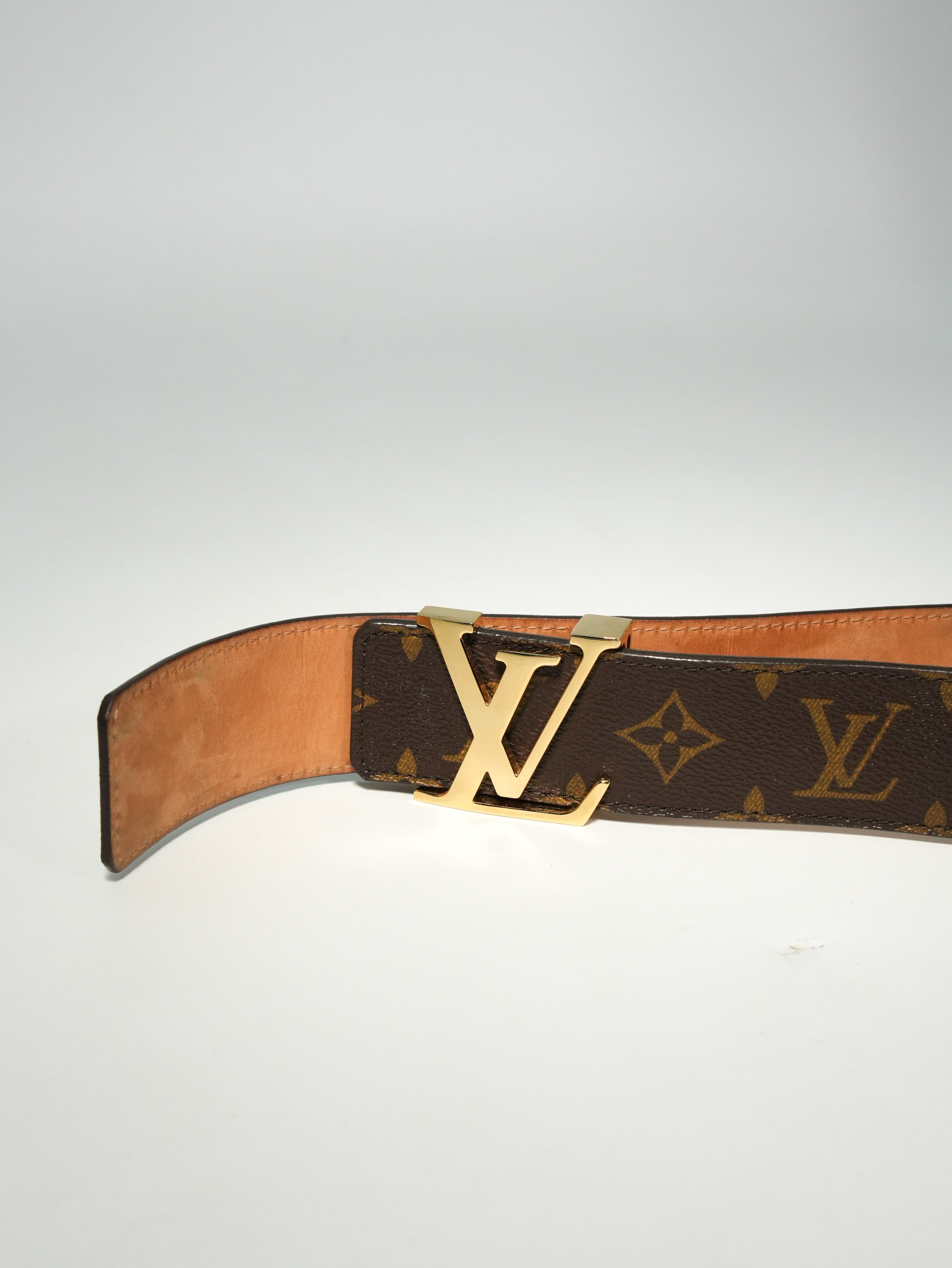 Louis Vuitton Cintura Initiales Monogram
