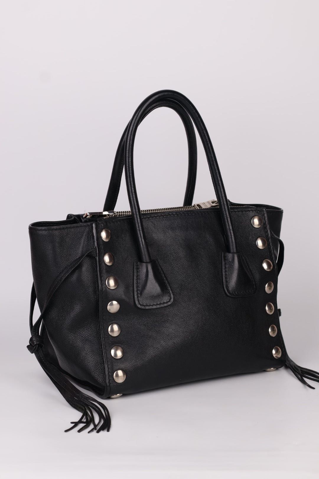 Prada Tote in Pelle Borchie