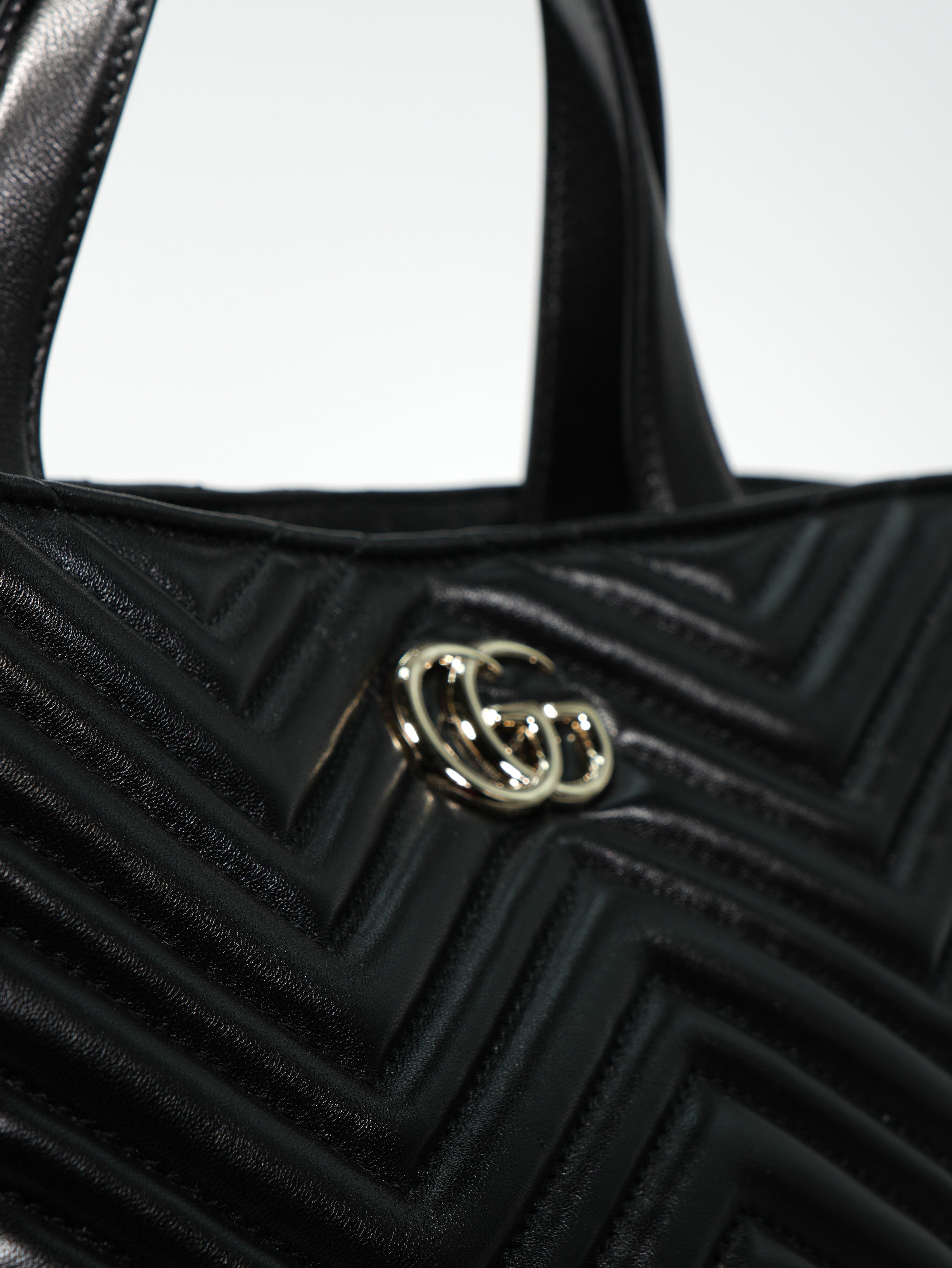 Gucci Shopping Betty Media