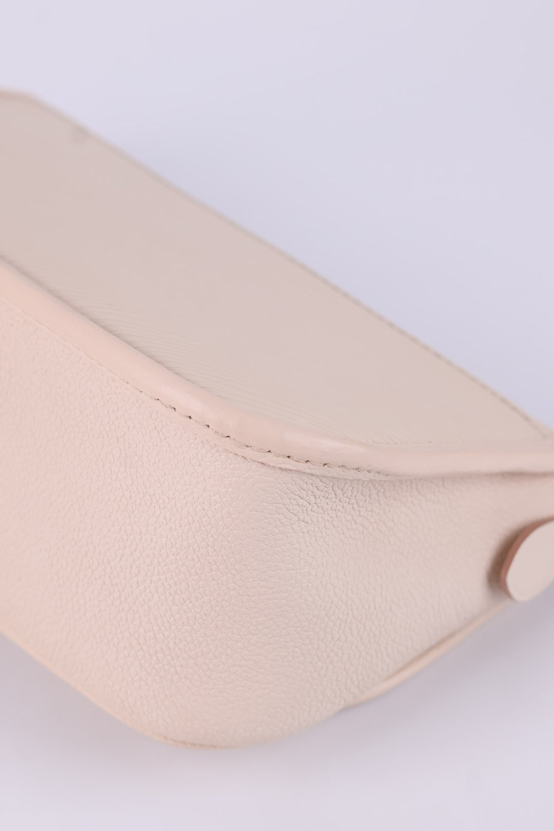 Louis Vuitton Buci Epi