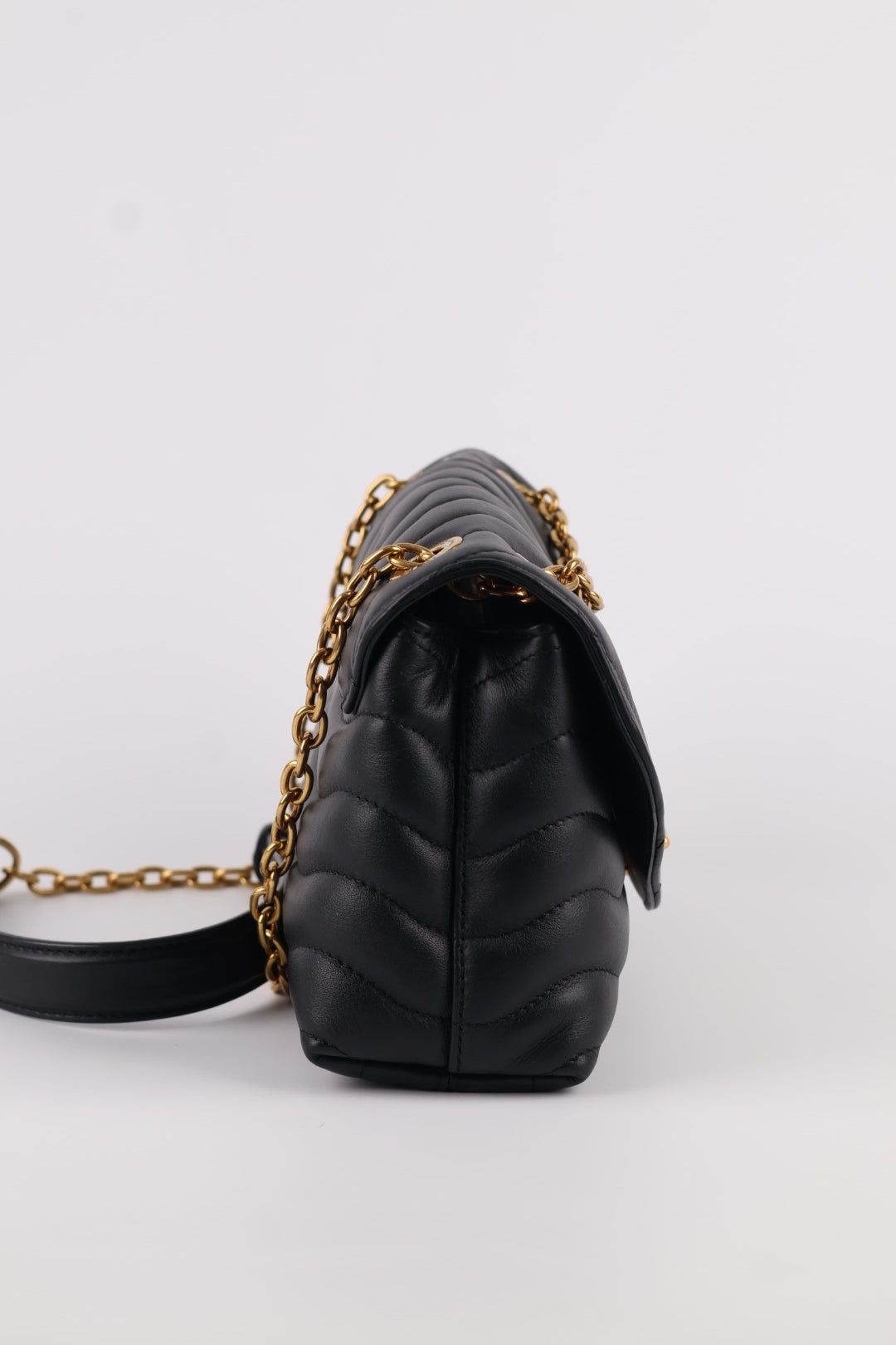 Louis Vuitton New Wave Media