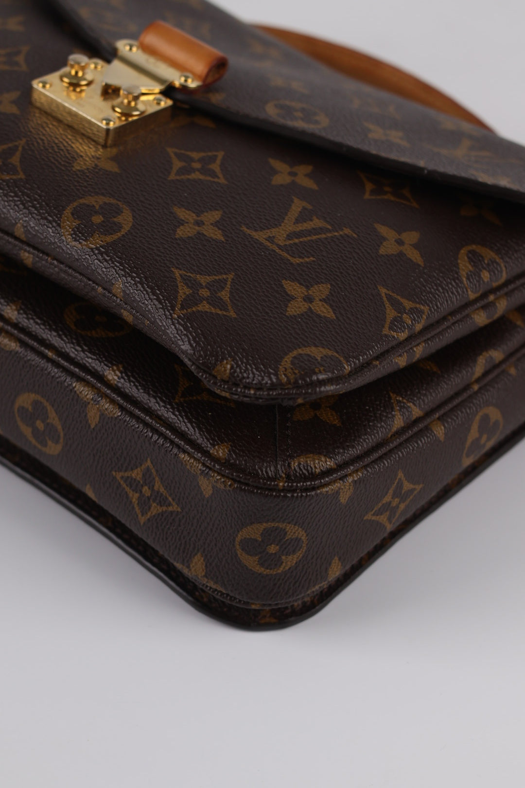 Louis Vuitton Métis Monogram