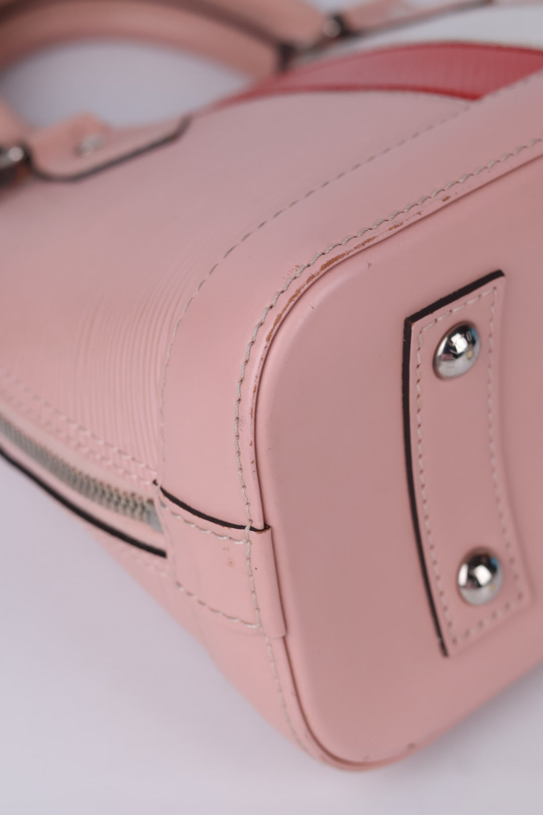 Louis Vuitton Alma BB Epi