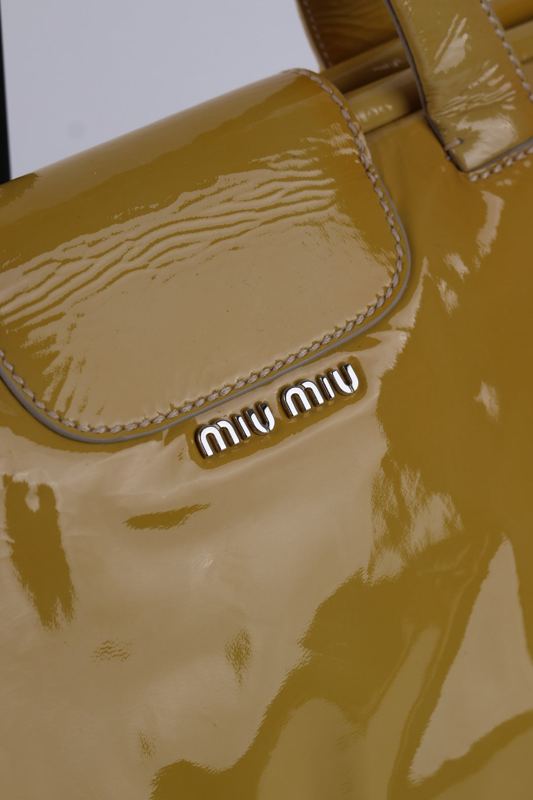 Miu Miu Tote Vernis