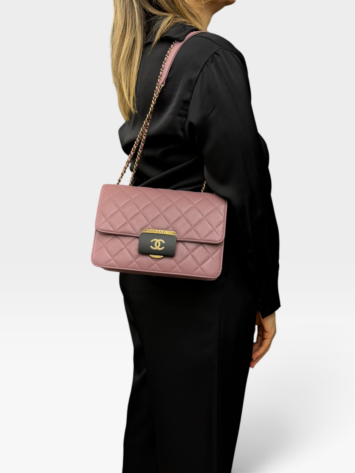 Chanel Beauty Lock Matelassé
