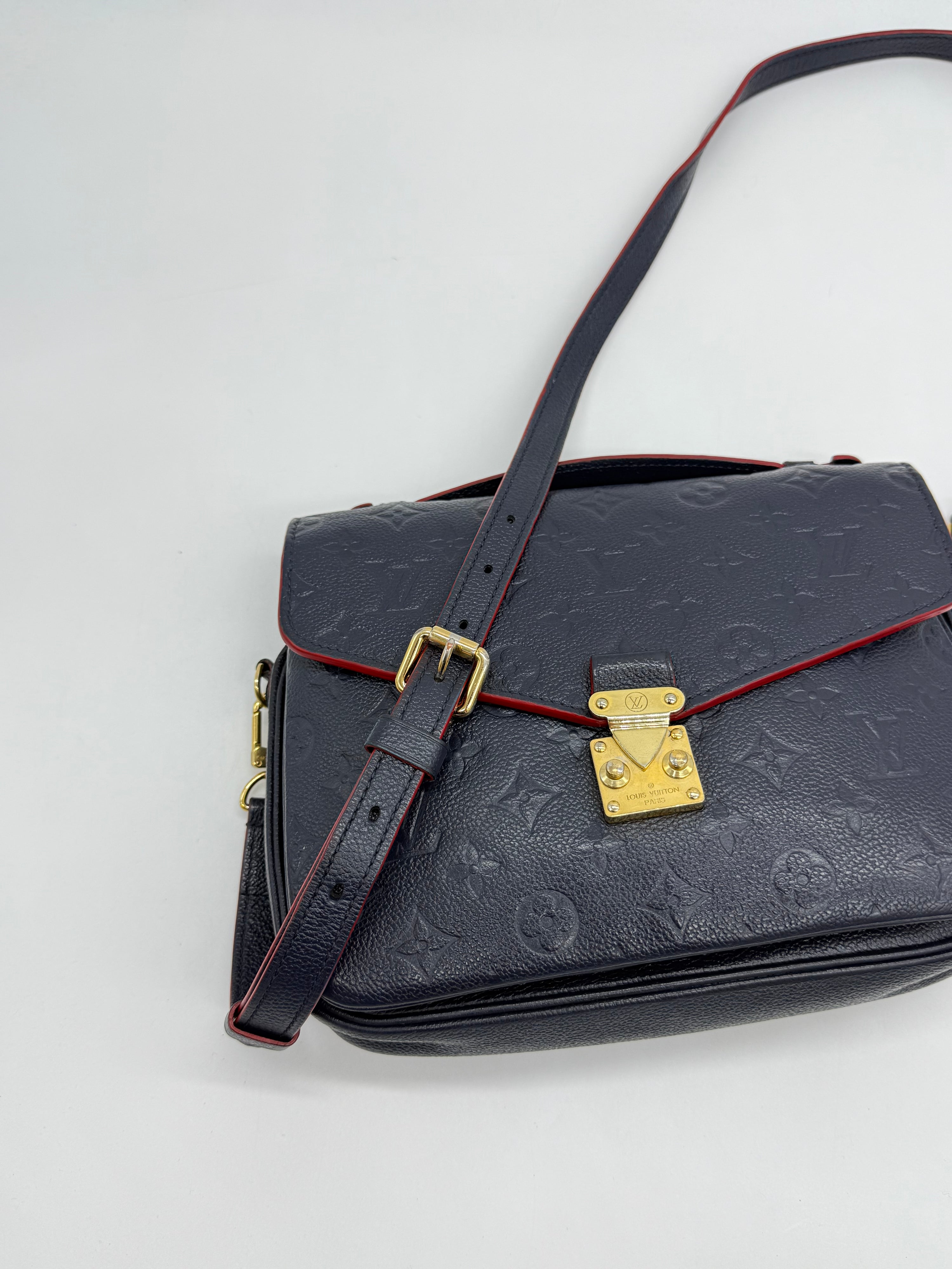 Louis Vuitton Métis Empreinte