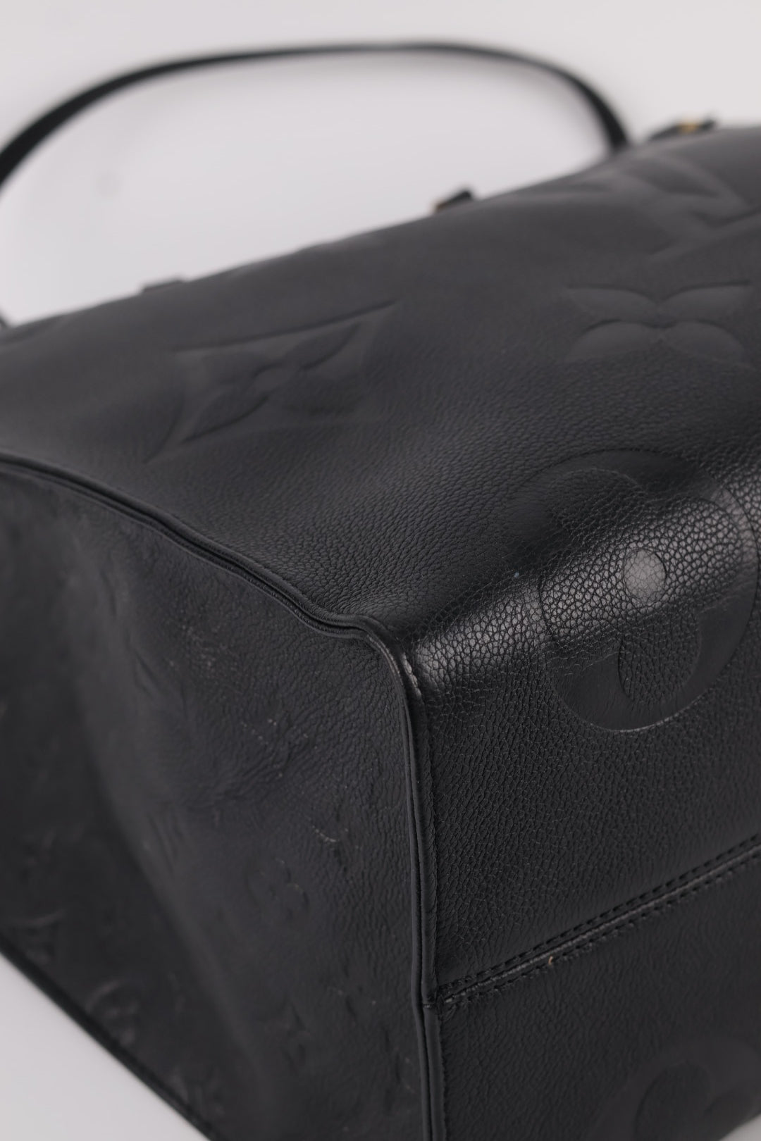 Louis Vuitton OntheGo GM Empreinte