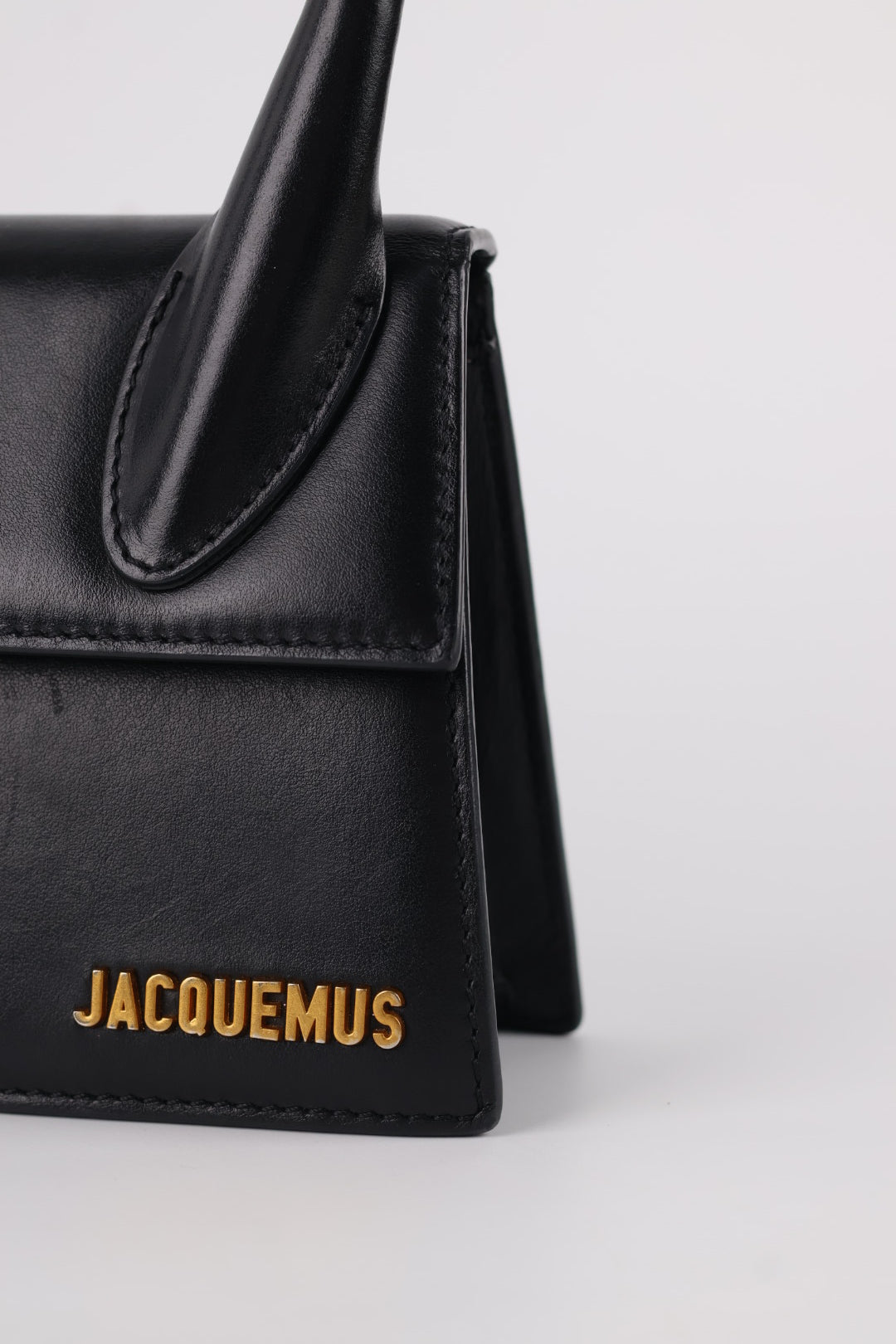 Jacquemus Le Chiquito Moyen