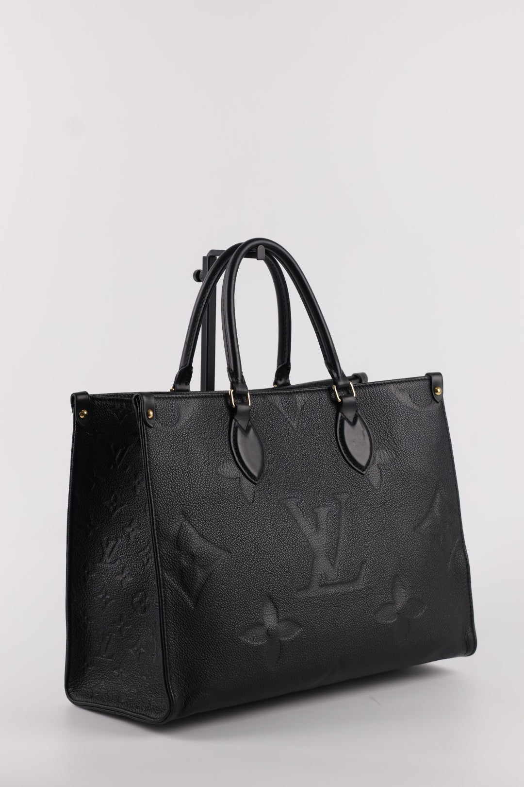 Louis Vuitton OnTheGo MM