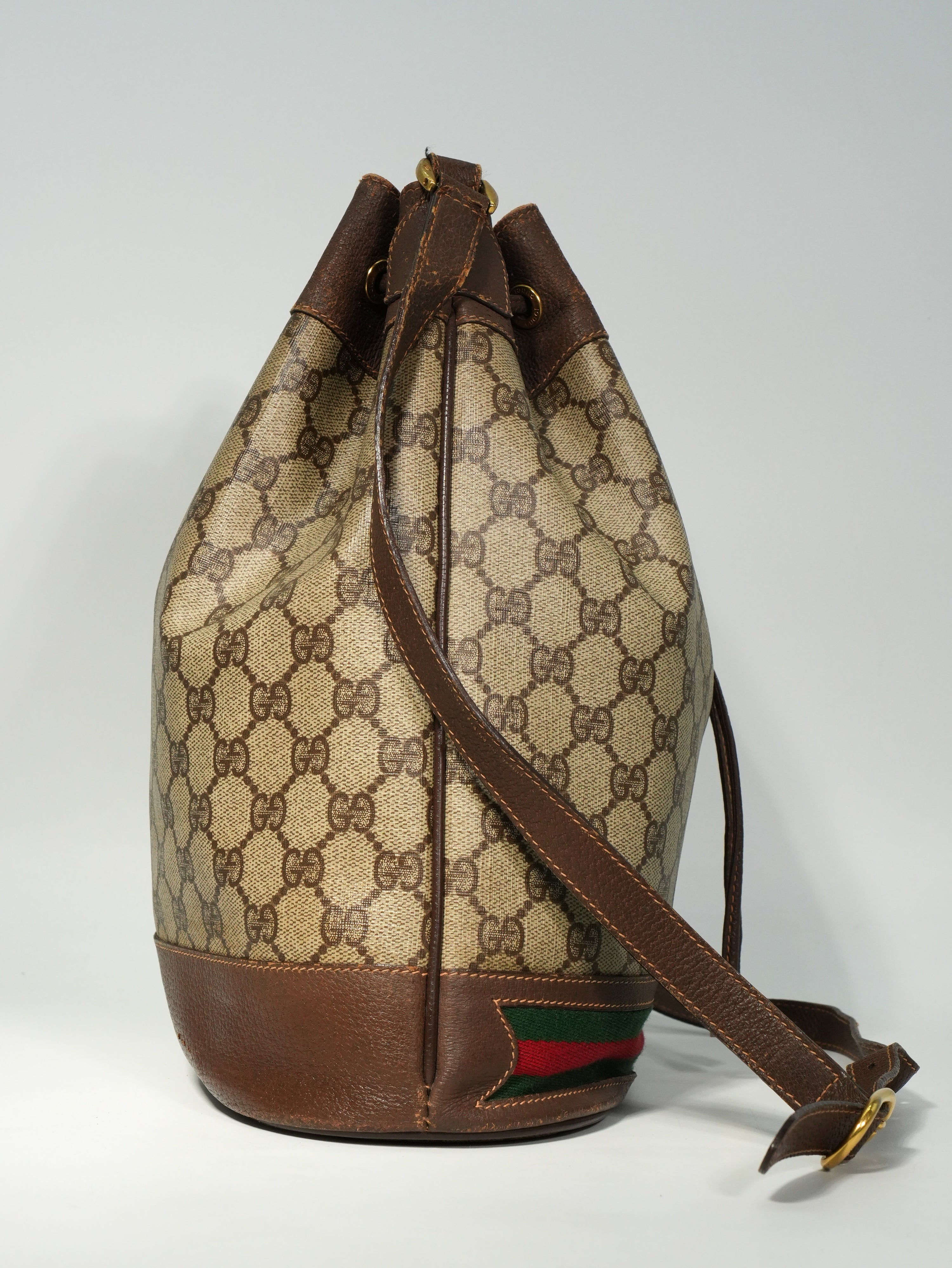 Gucci Bucket GG Supreme Vintage