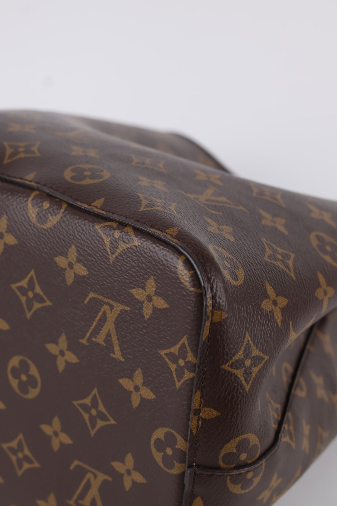 Louis Vuitton Neo Noé MM