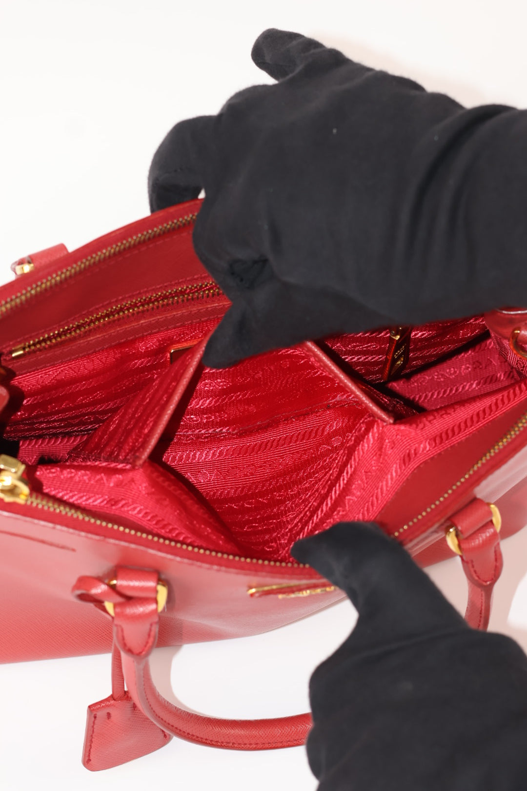 Prada Galleria Media Saffiano