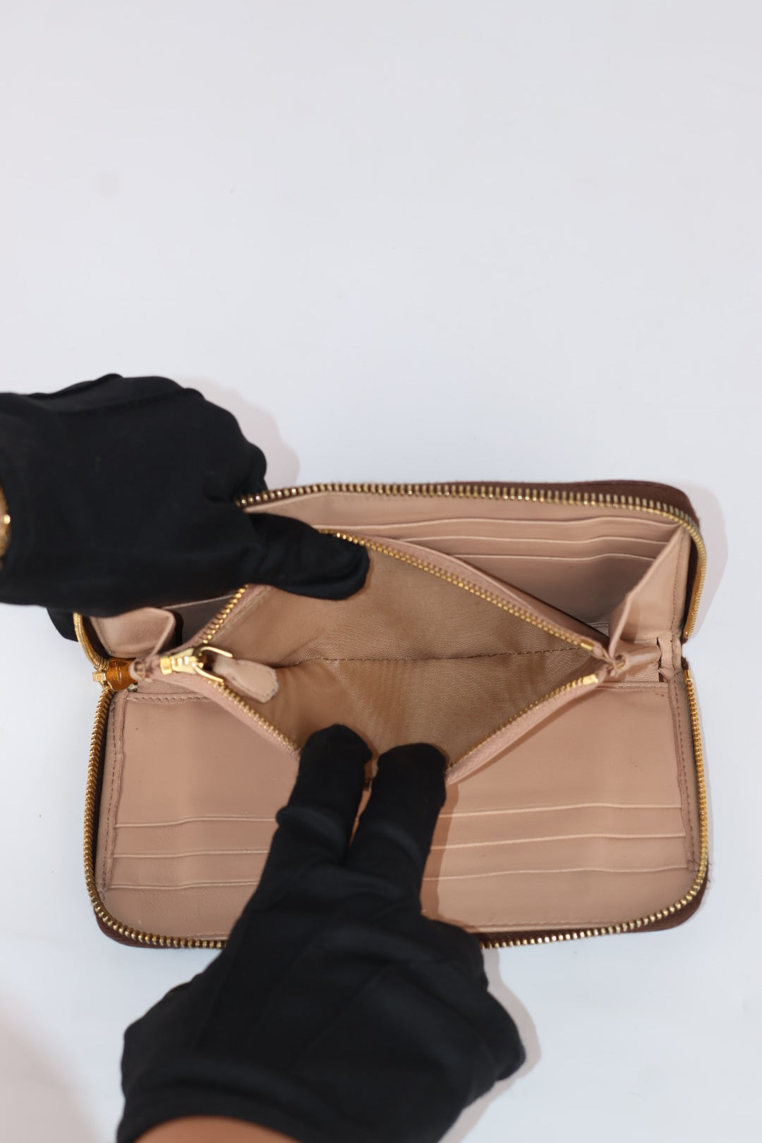 Prada Portafoglio Zippy Vintage