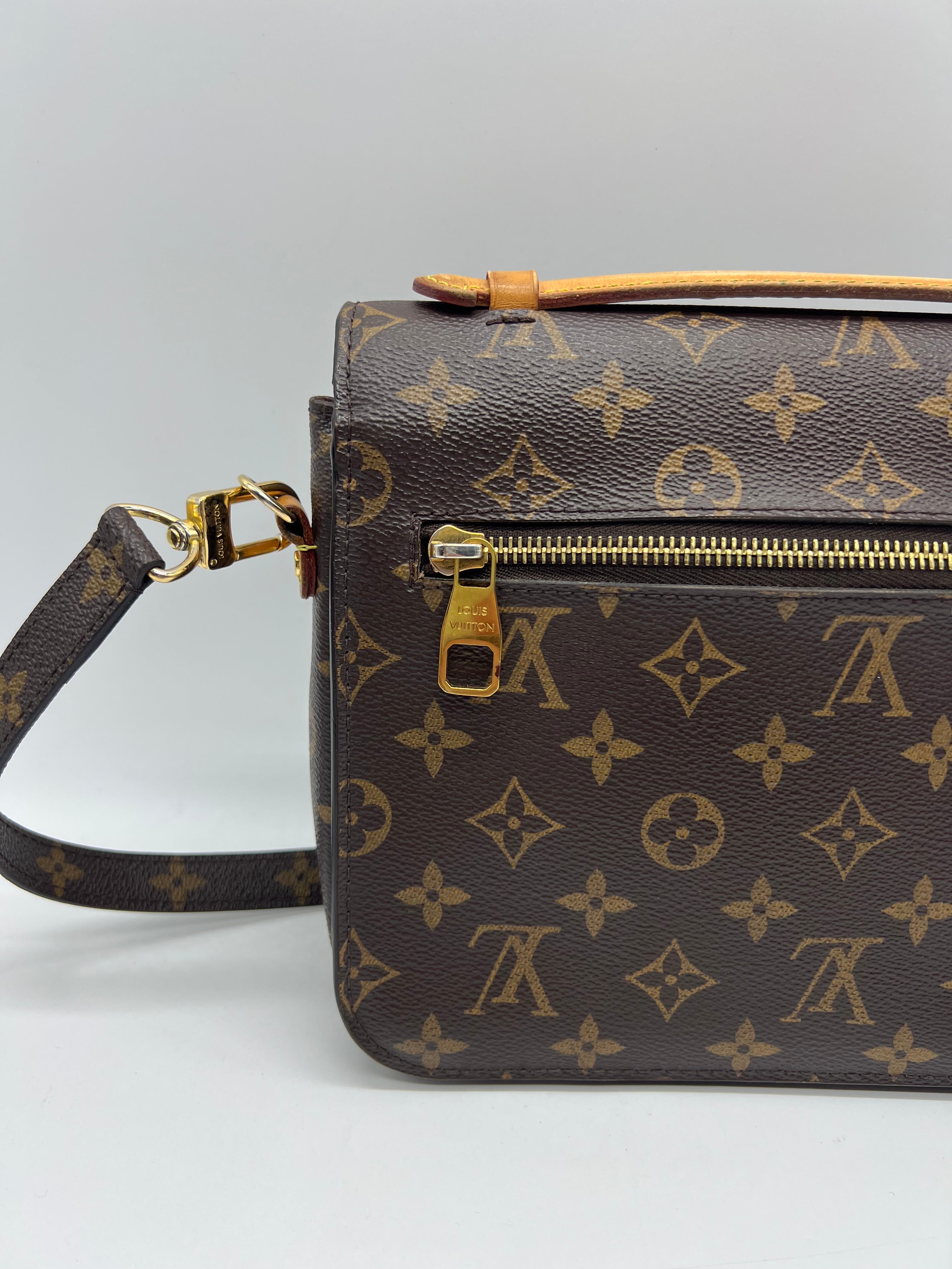 Louis Vuitton Métis Monogram