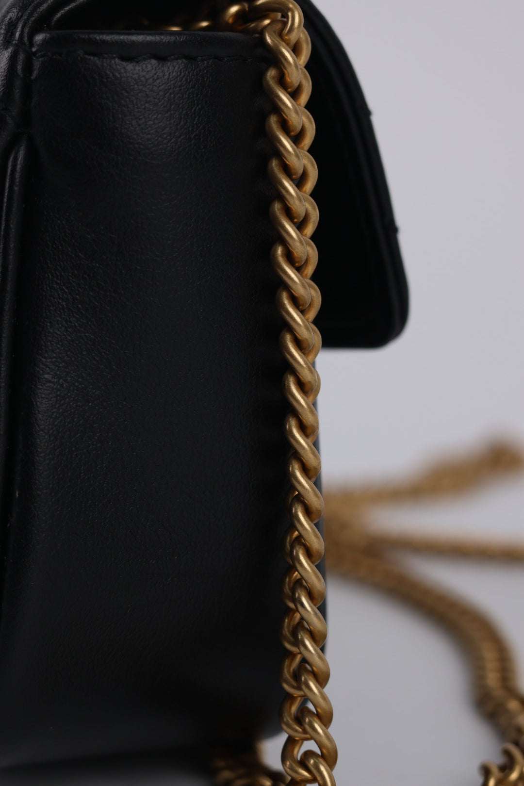 Gucci GG Super Mini Marmont