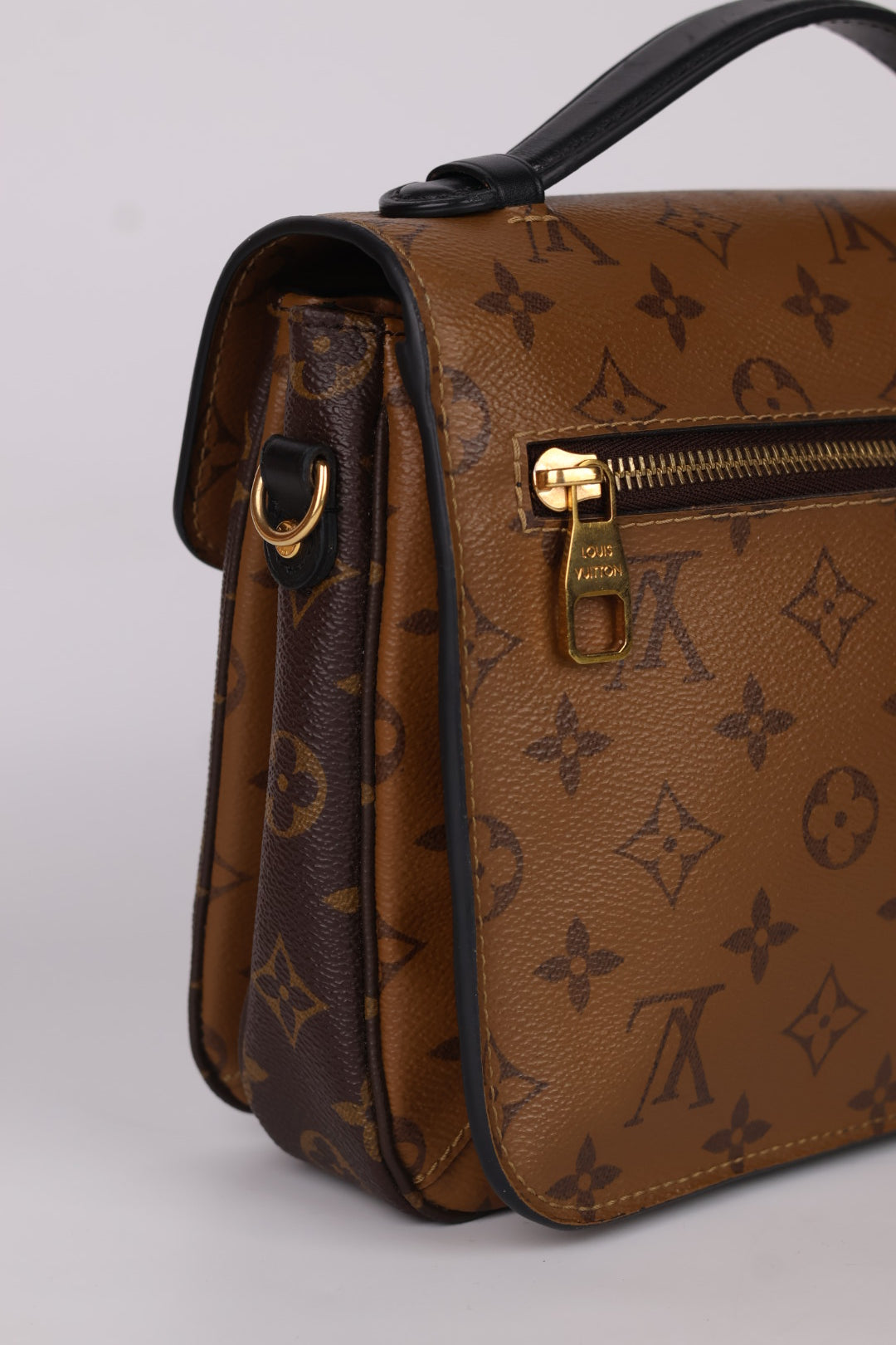 Louis Vuitton Métis Reverse