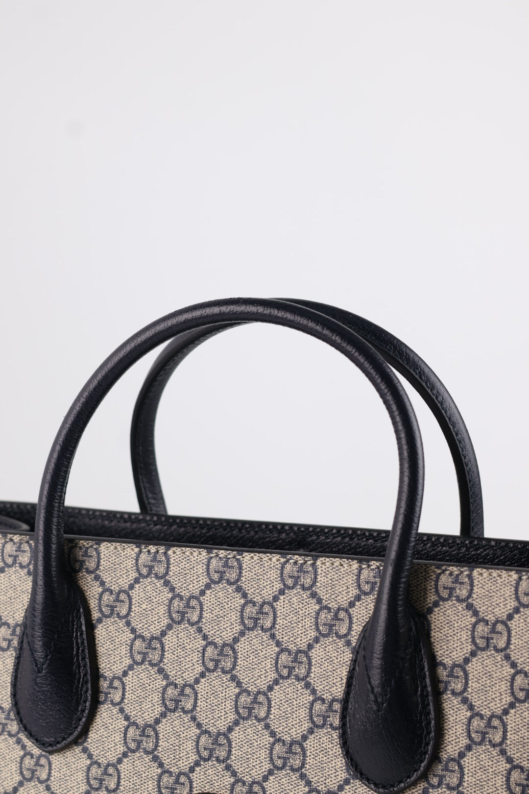 Gucci Tote Bag GG supreme