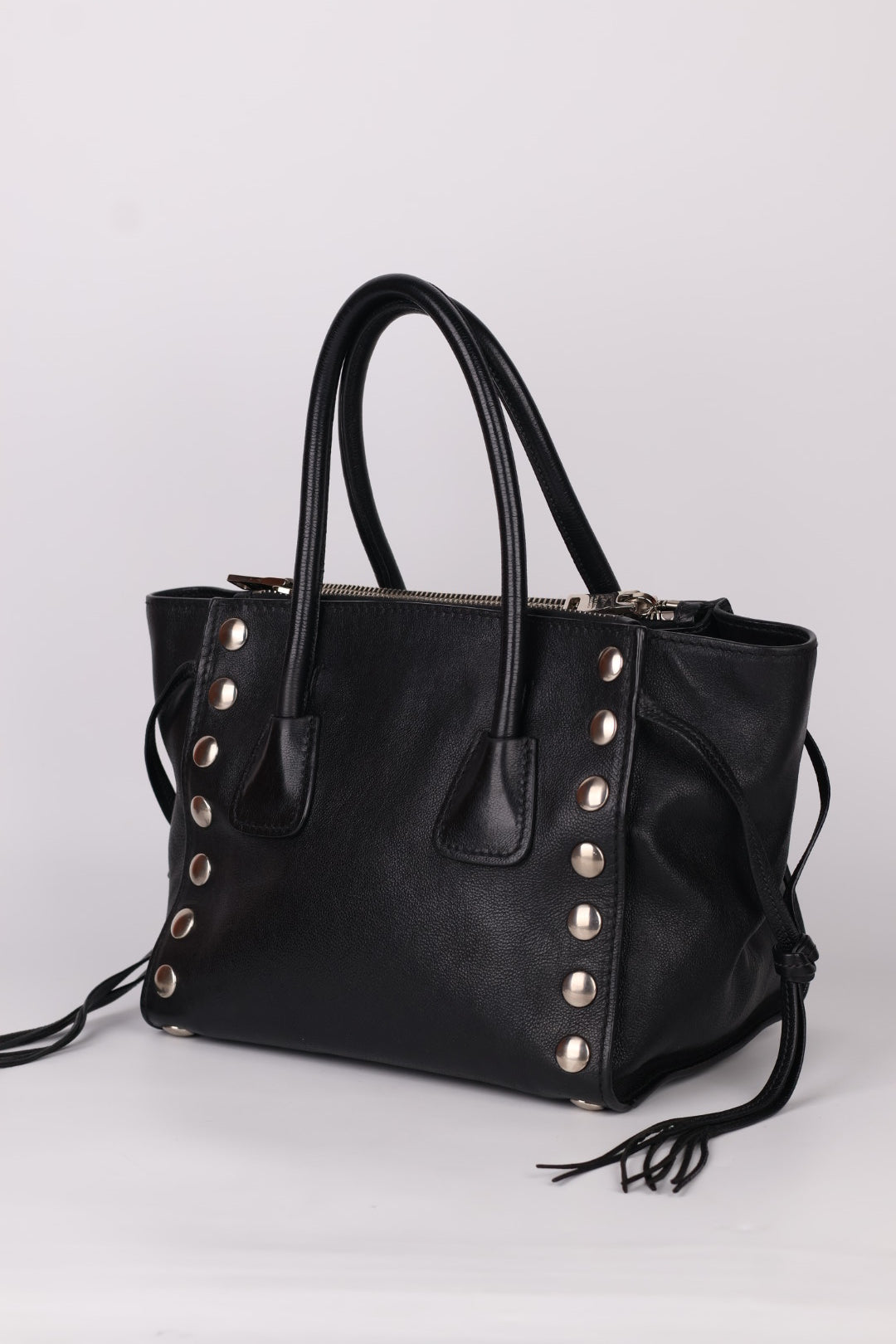Prada Tote in Pelle Borchie