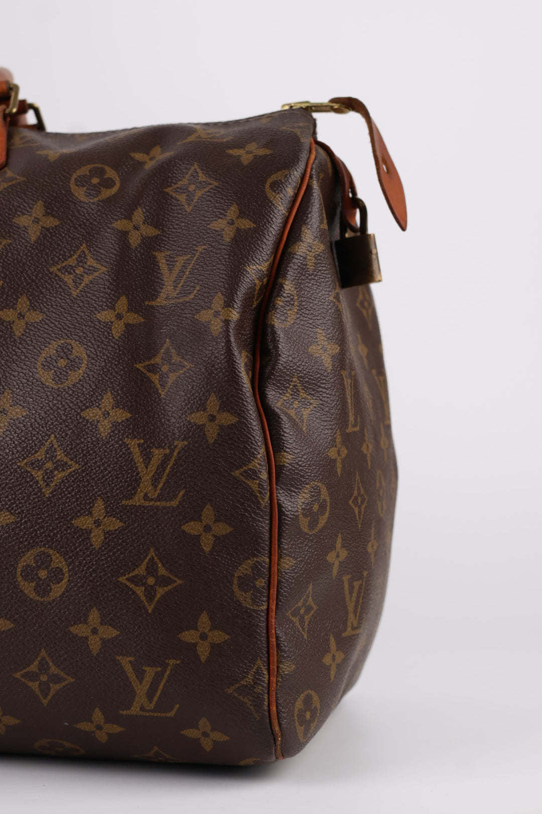 Louis Vuitton Speedy 40 Monogram