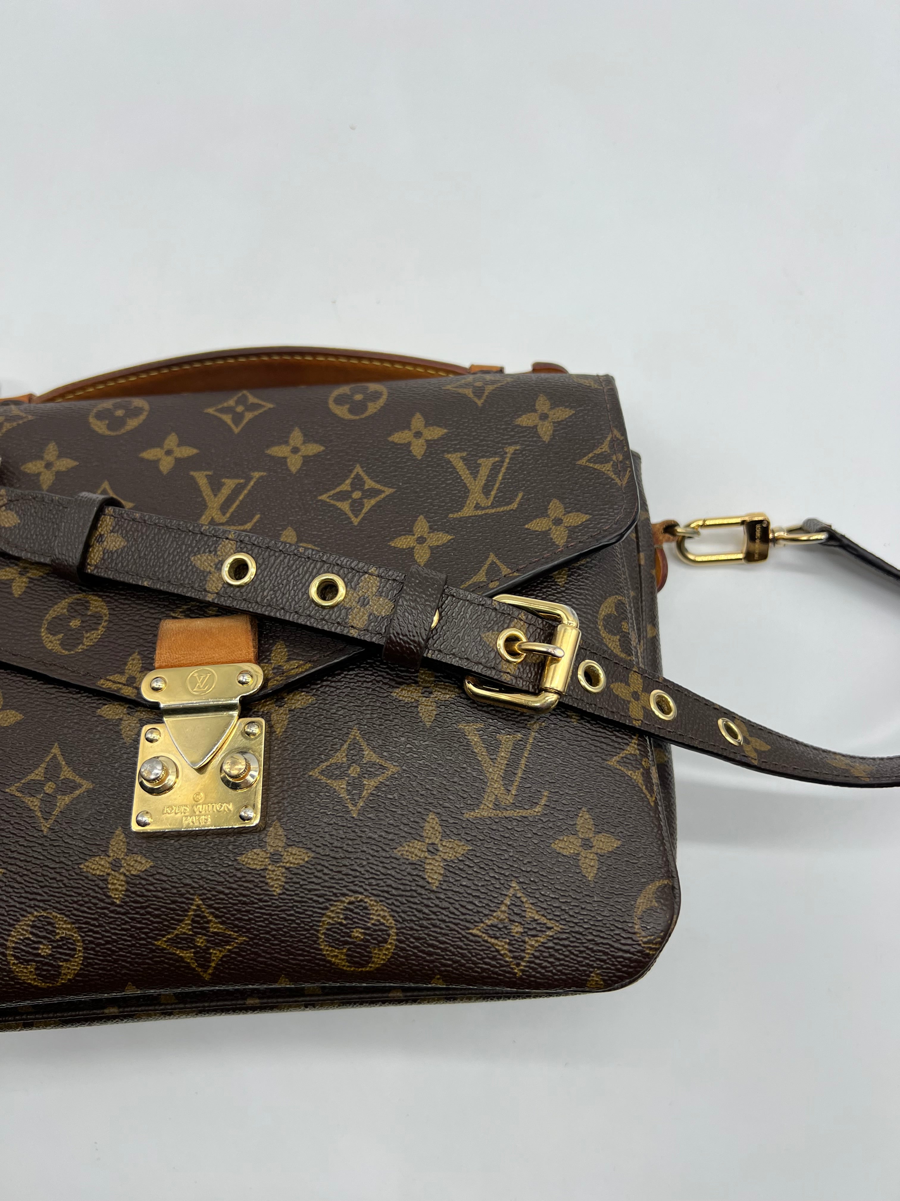 Louis Vuitton Métis Monogram