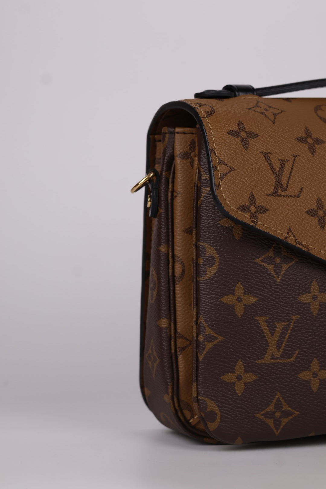 Louis Vuitton Métis Reverse