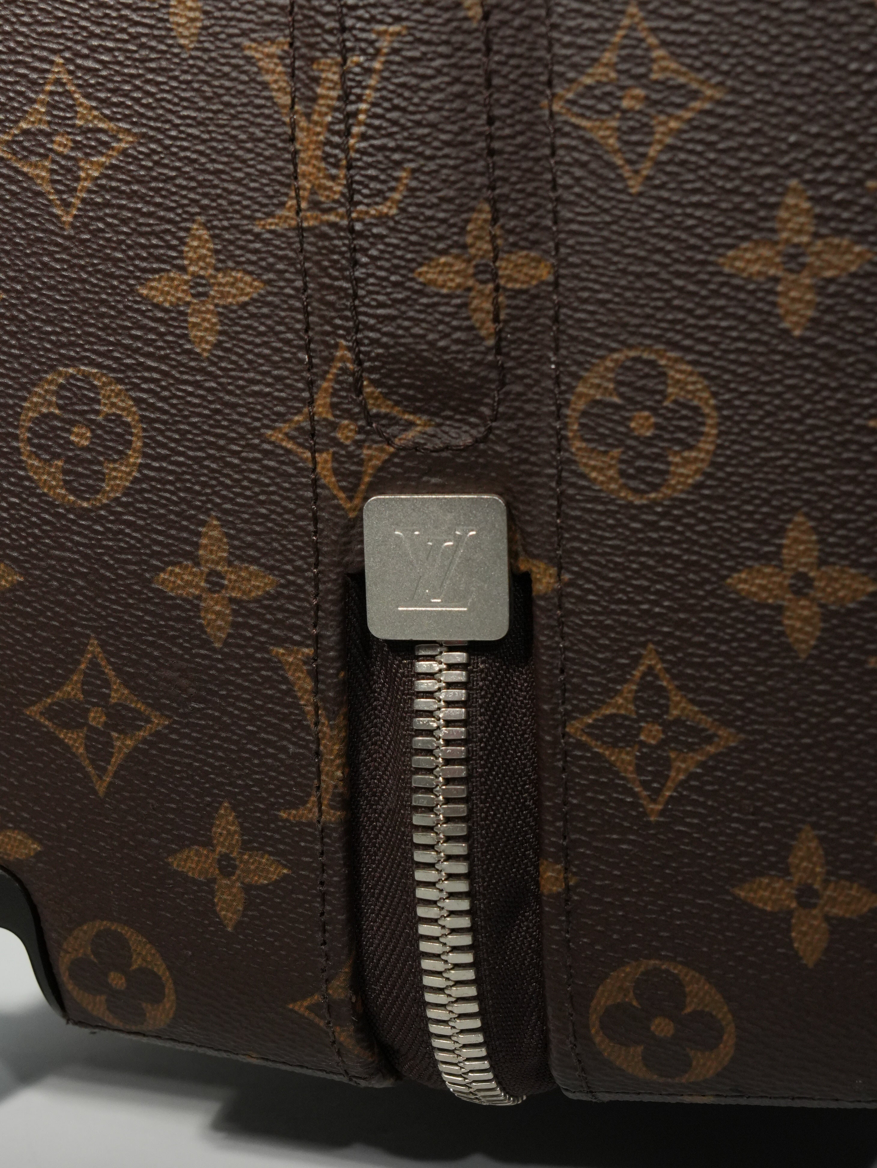 Louis Vuitton Horizon 70 Monogram