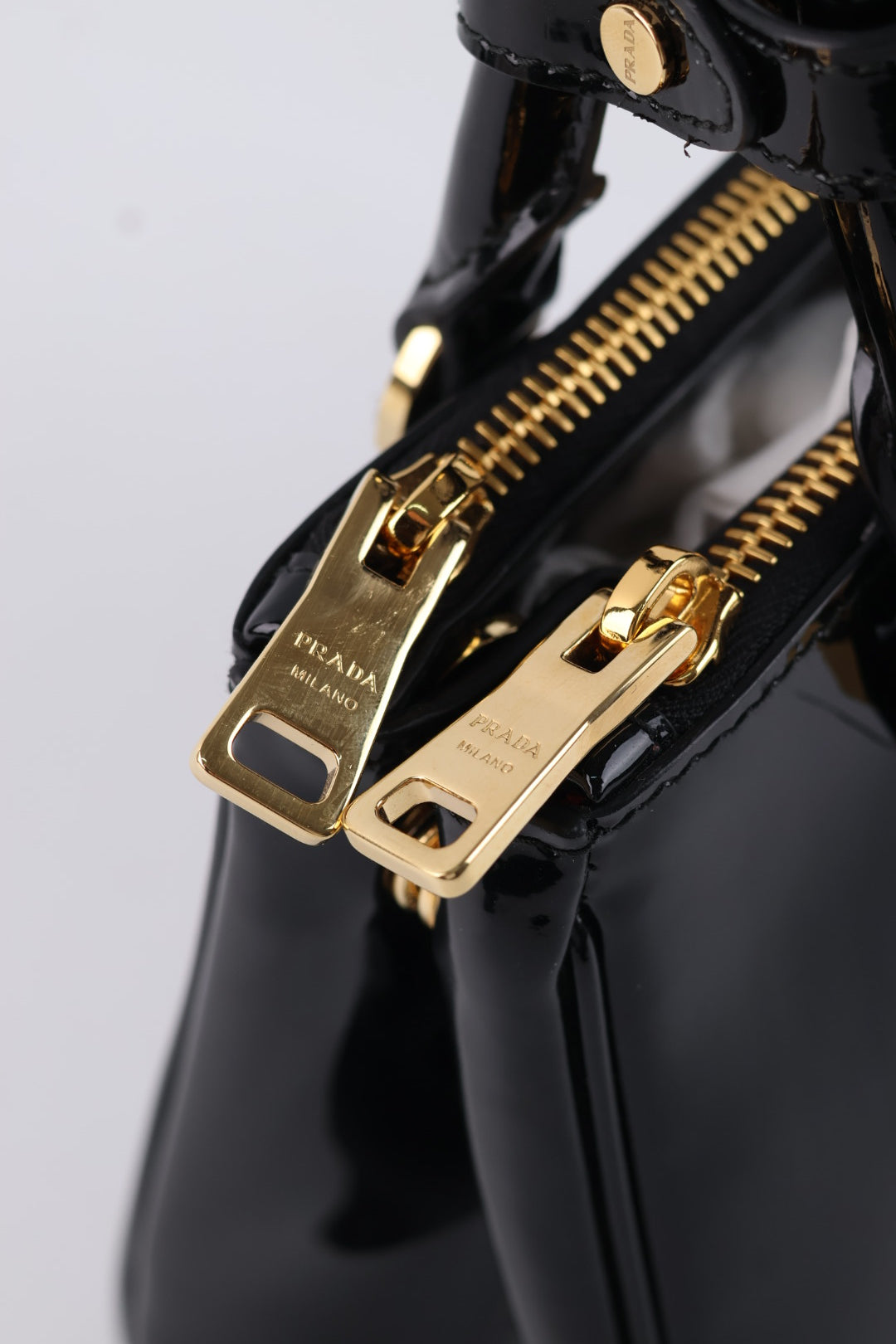 Prada Galleria Mini Vernis