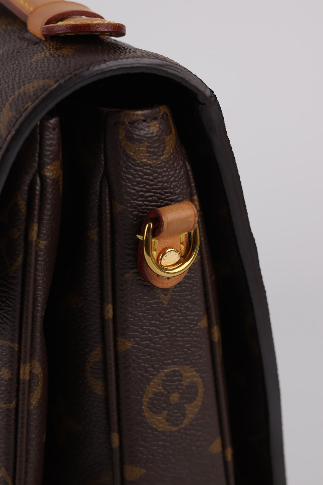 Louis Vuitton Métis Monogram