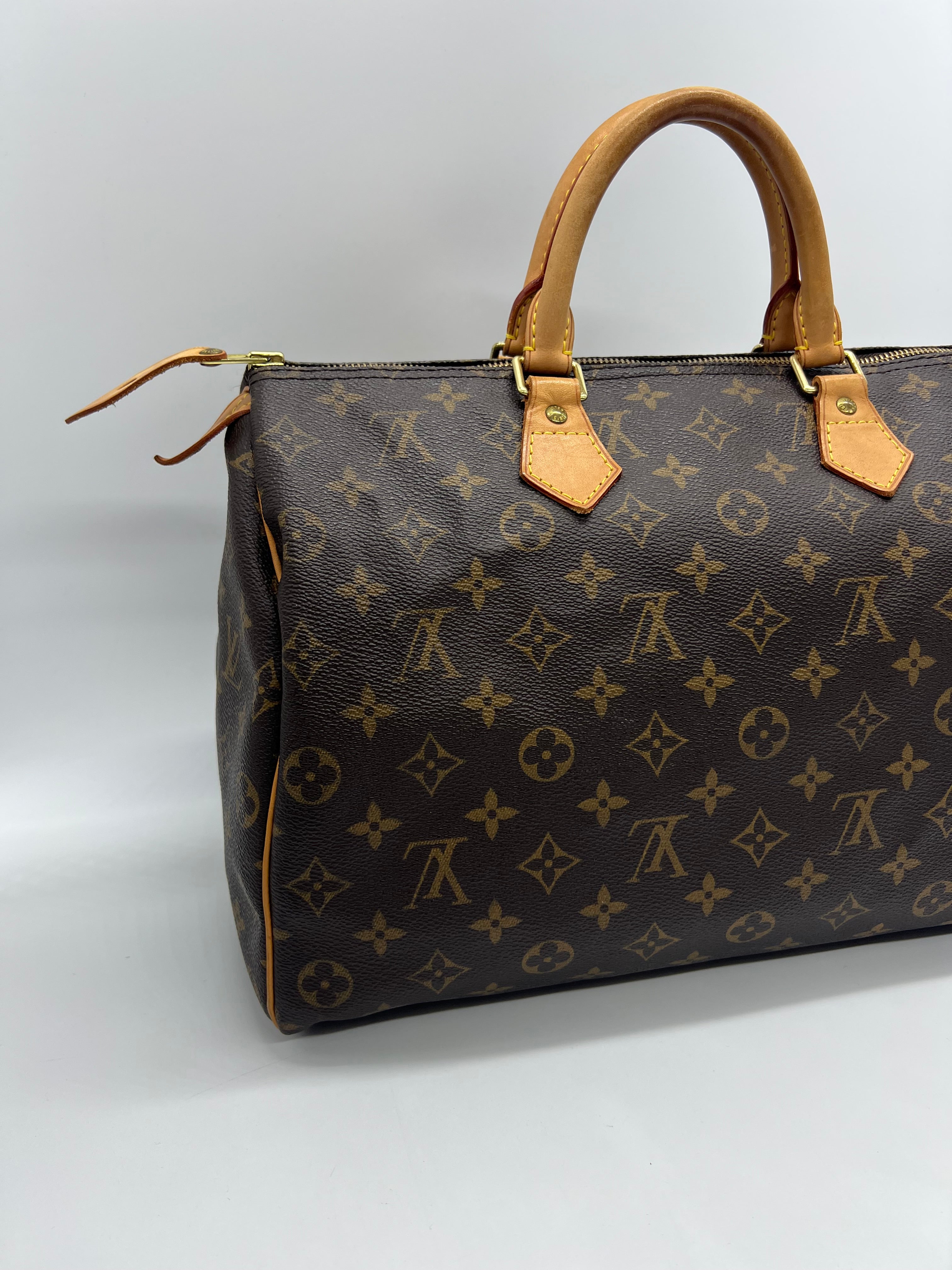 Louis Vuitton Speedy 35 Monogram