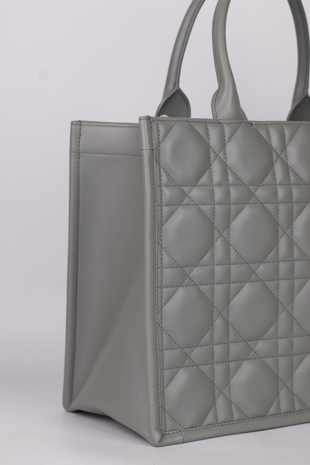 Dior Book Tote Macrocannage Media