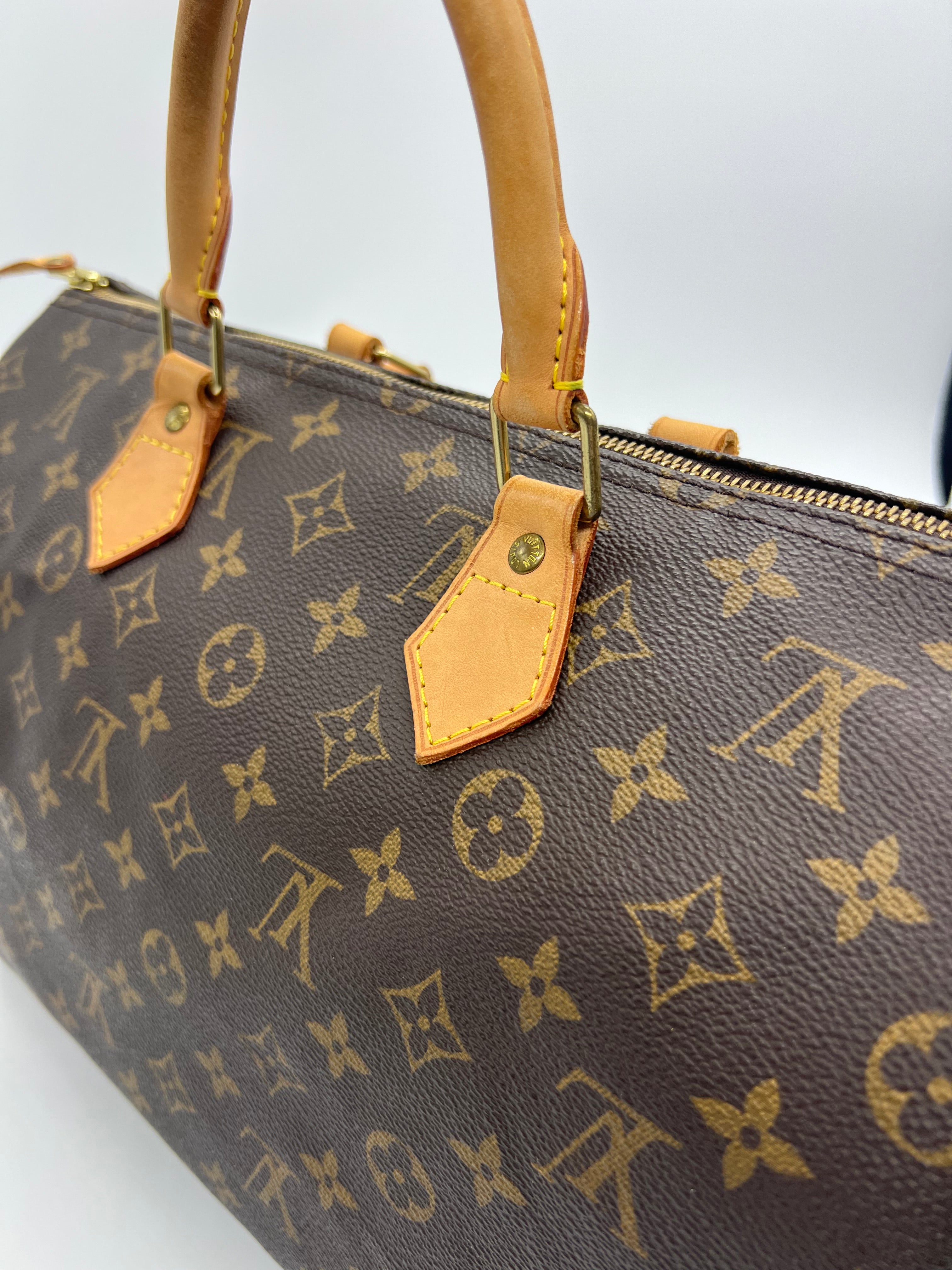 Louis Vuitton Speedy 35 Monogram