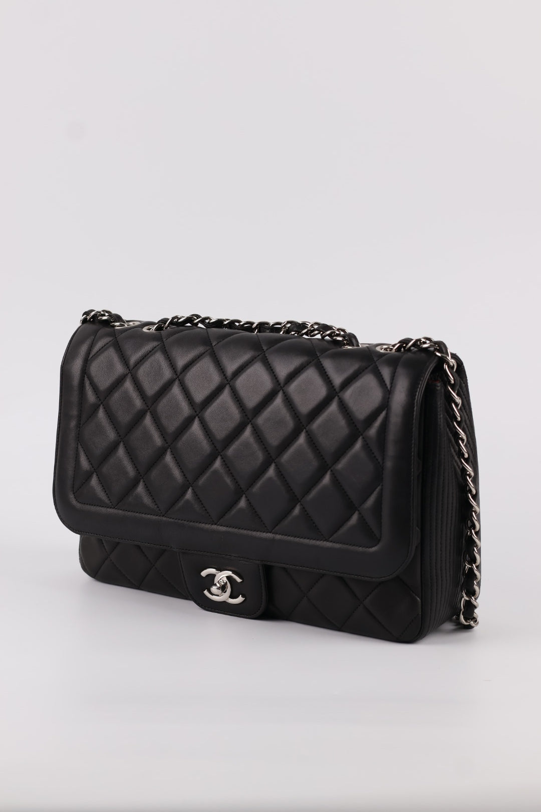 Chanel Classic Flap Jumbo