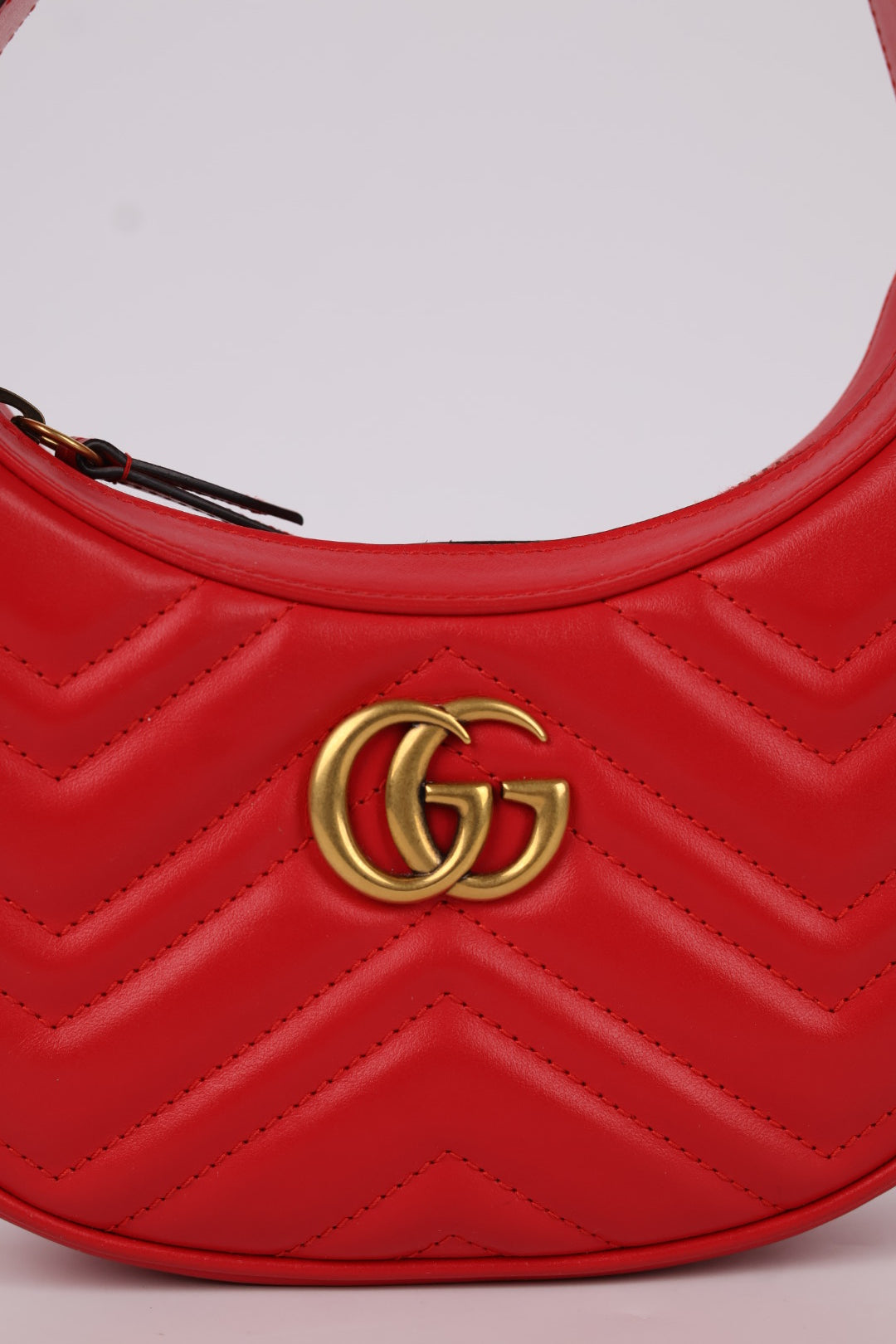 Gucci Marmont Hobo Matelassé