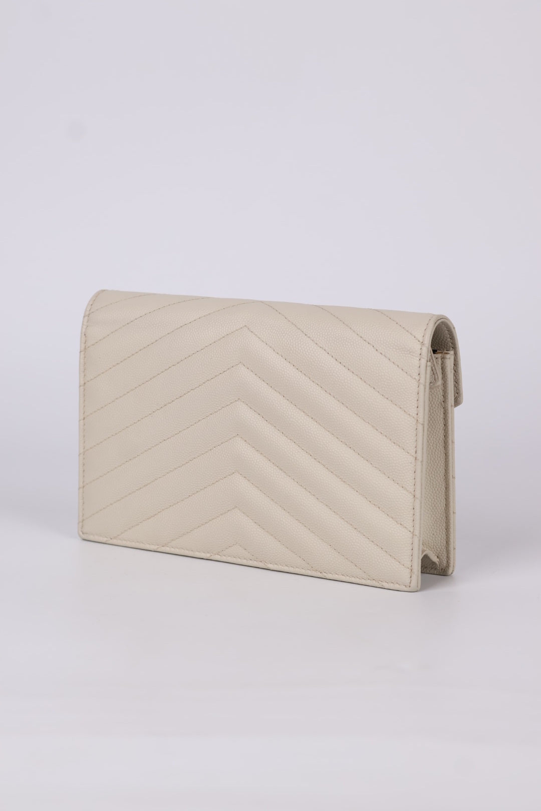 Saint Laurent Envelope Cassandre con Catena