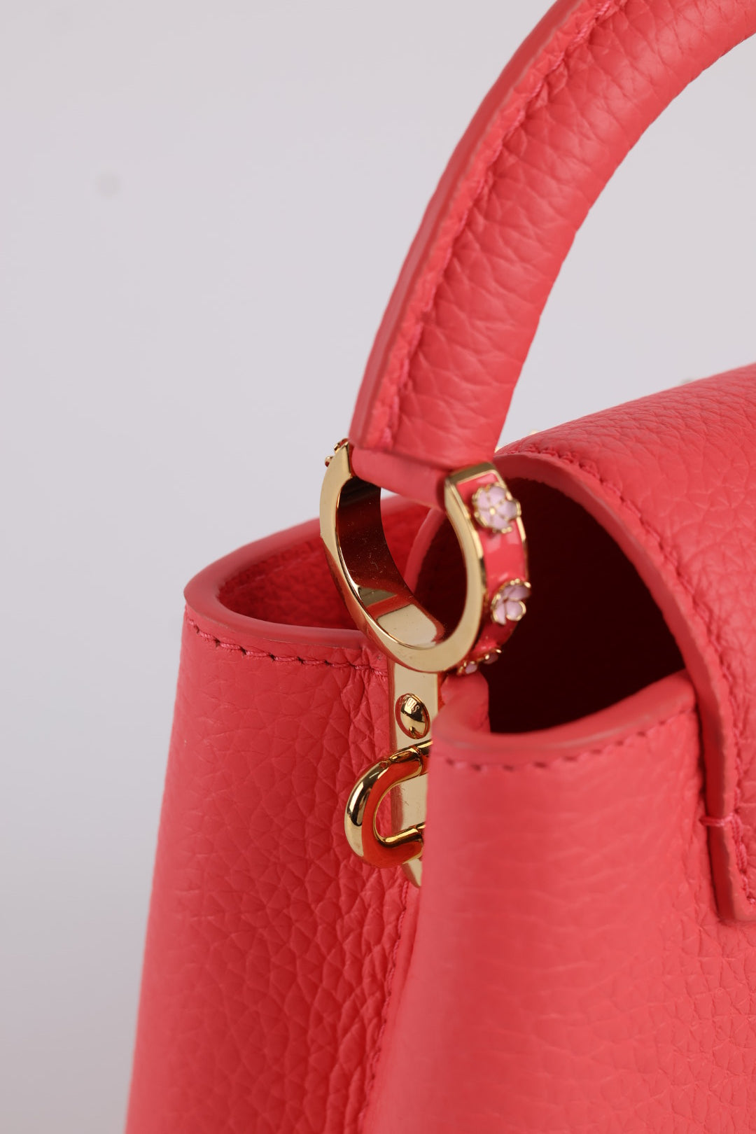 Louis Vuitton Capucines Mini Bloom