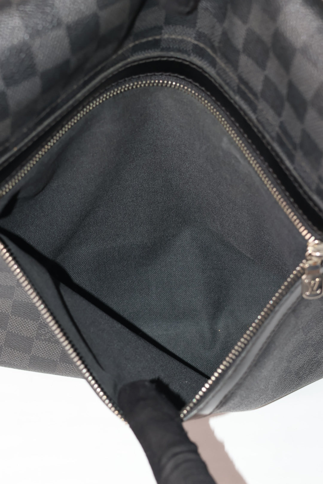 Louis Vuitton Abesses Messenger Damier Graphite